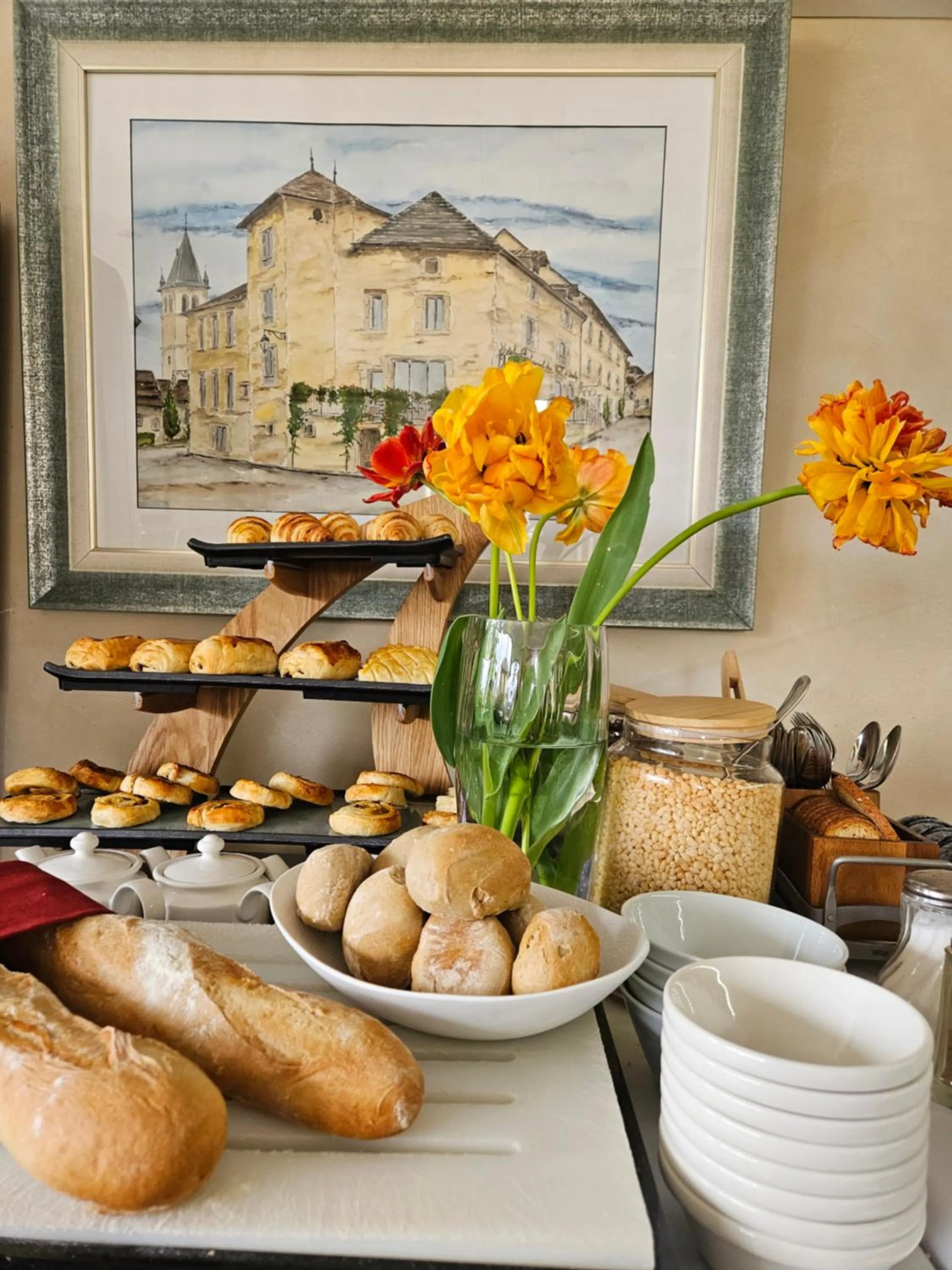 Buffet breakfast in Le Val d'Amby