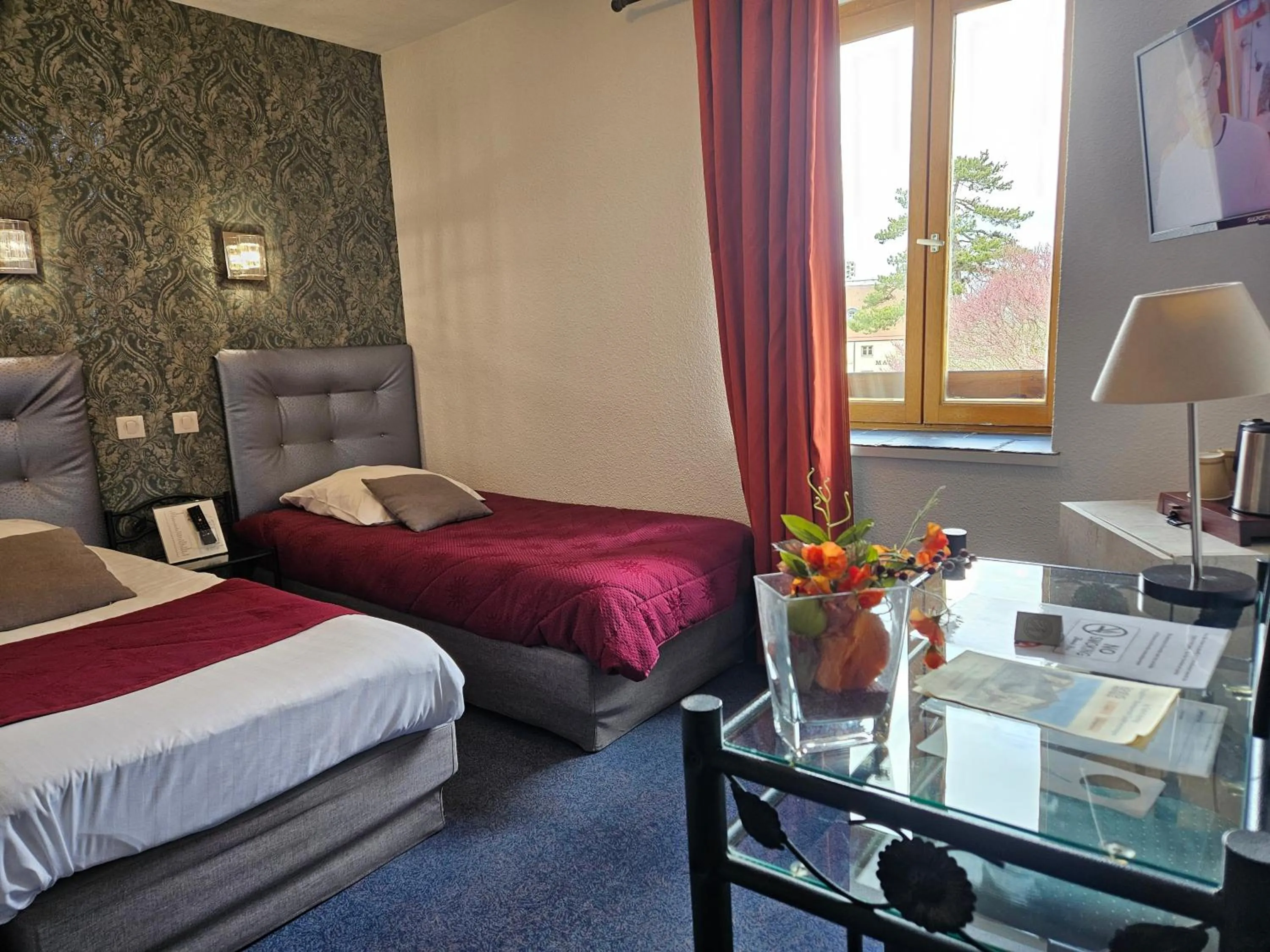 Bedroom, Bed in Le Val d'Amby