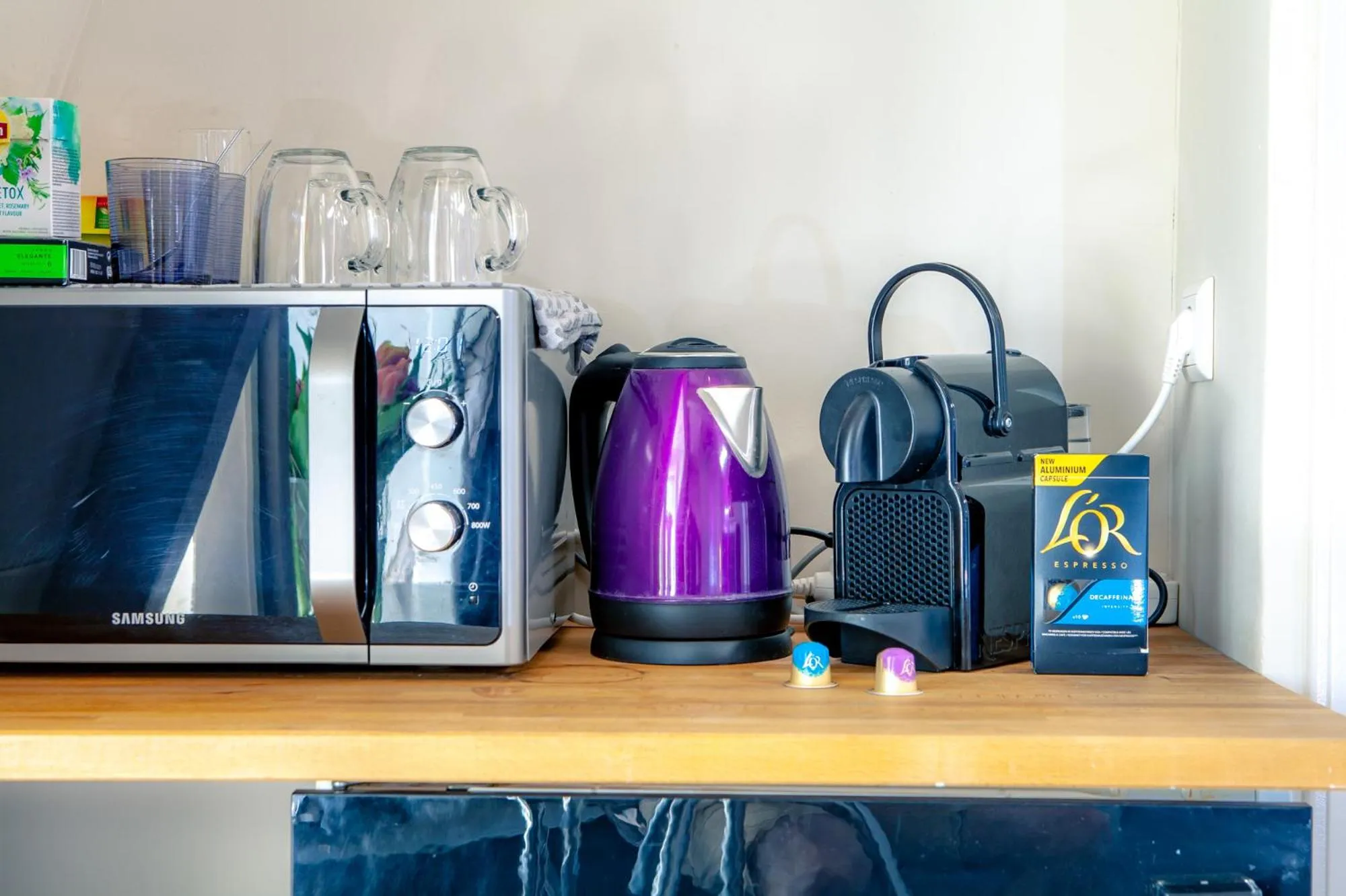 Coffee/tea facilities in Zwanestein Canal House