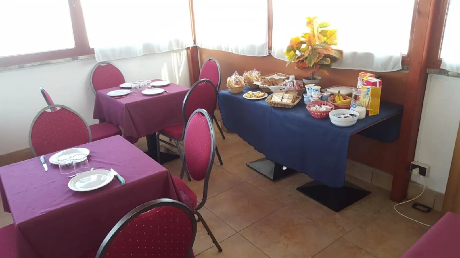 Dining area in Morgan srls