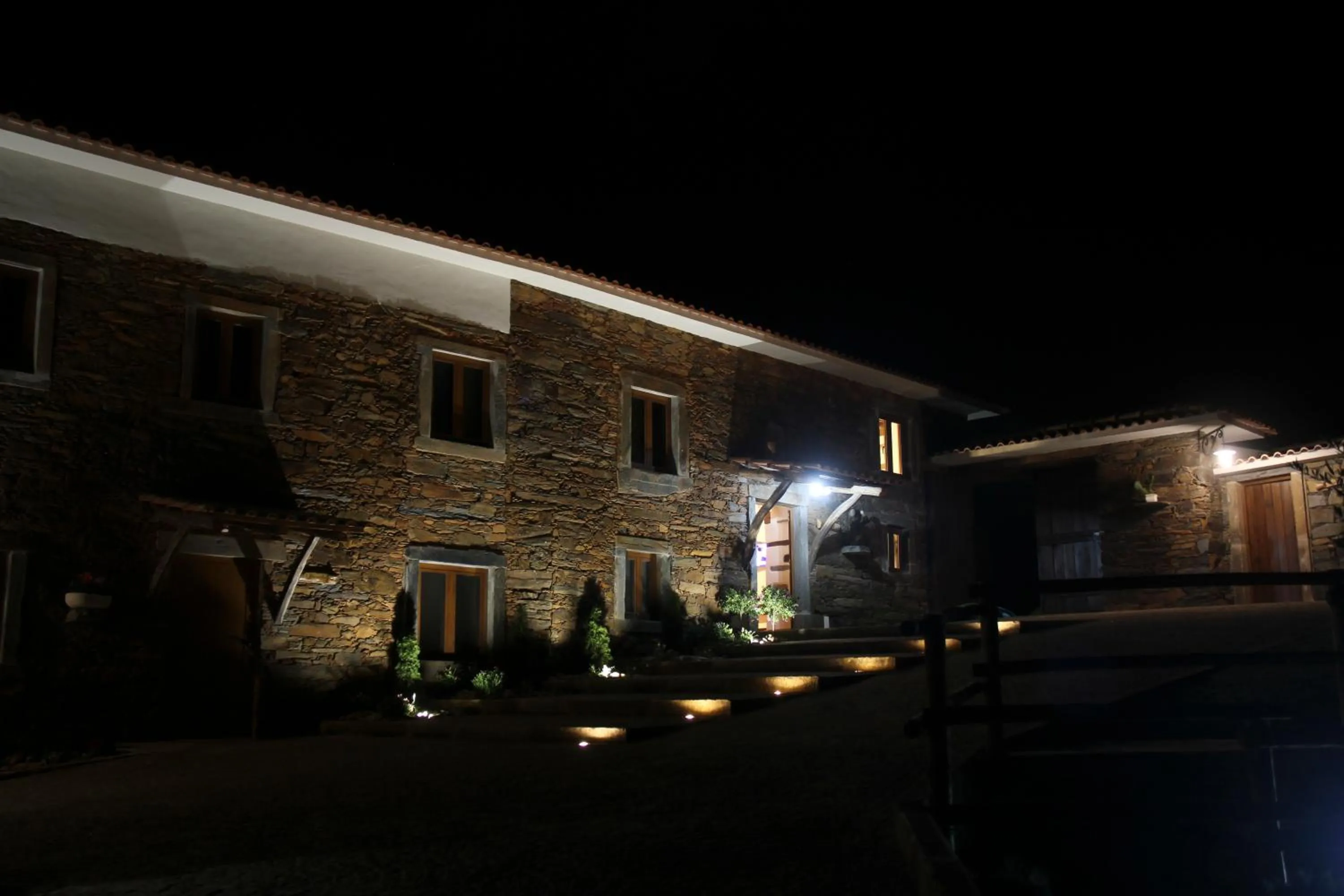 Night in Refúgios do Pinhal