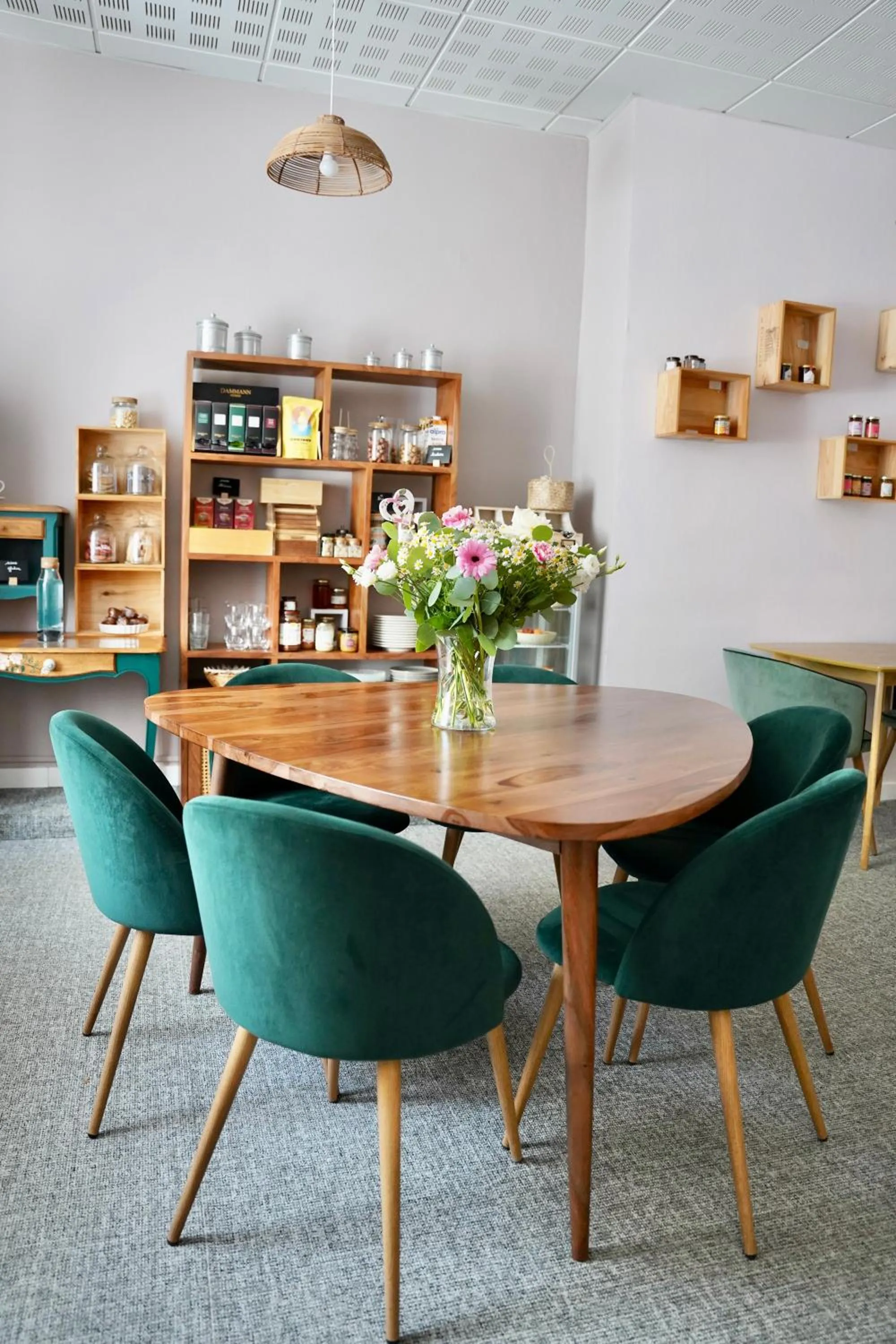 Breakfast in Hotel de France