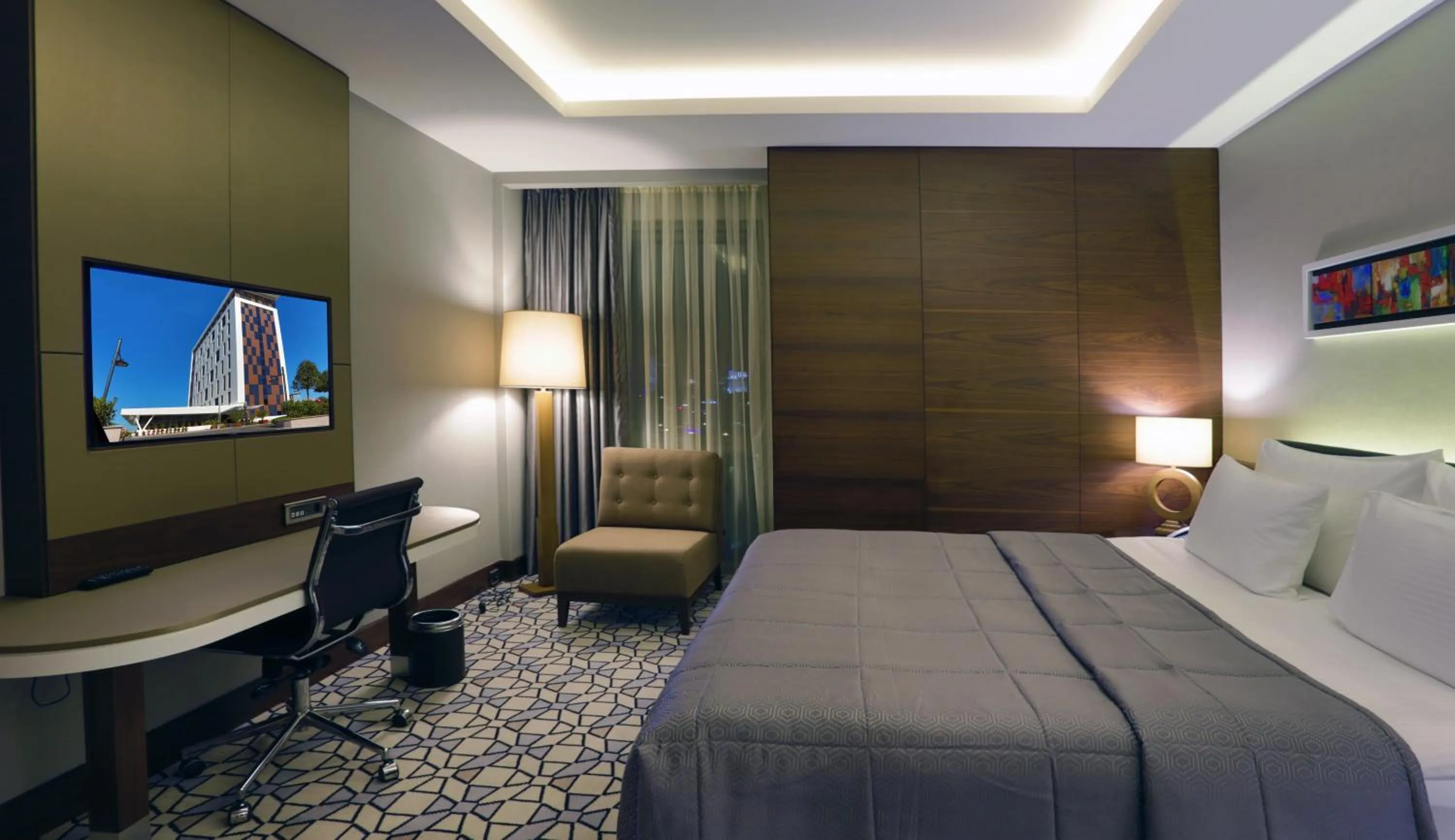 Bed in Royal Stay Palace Hotel