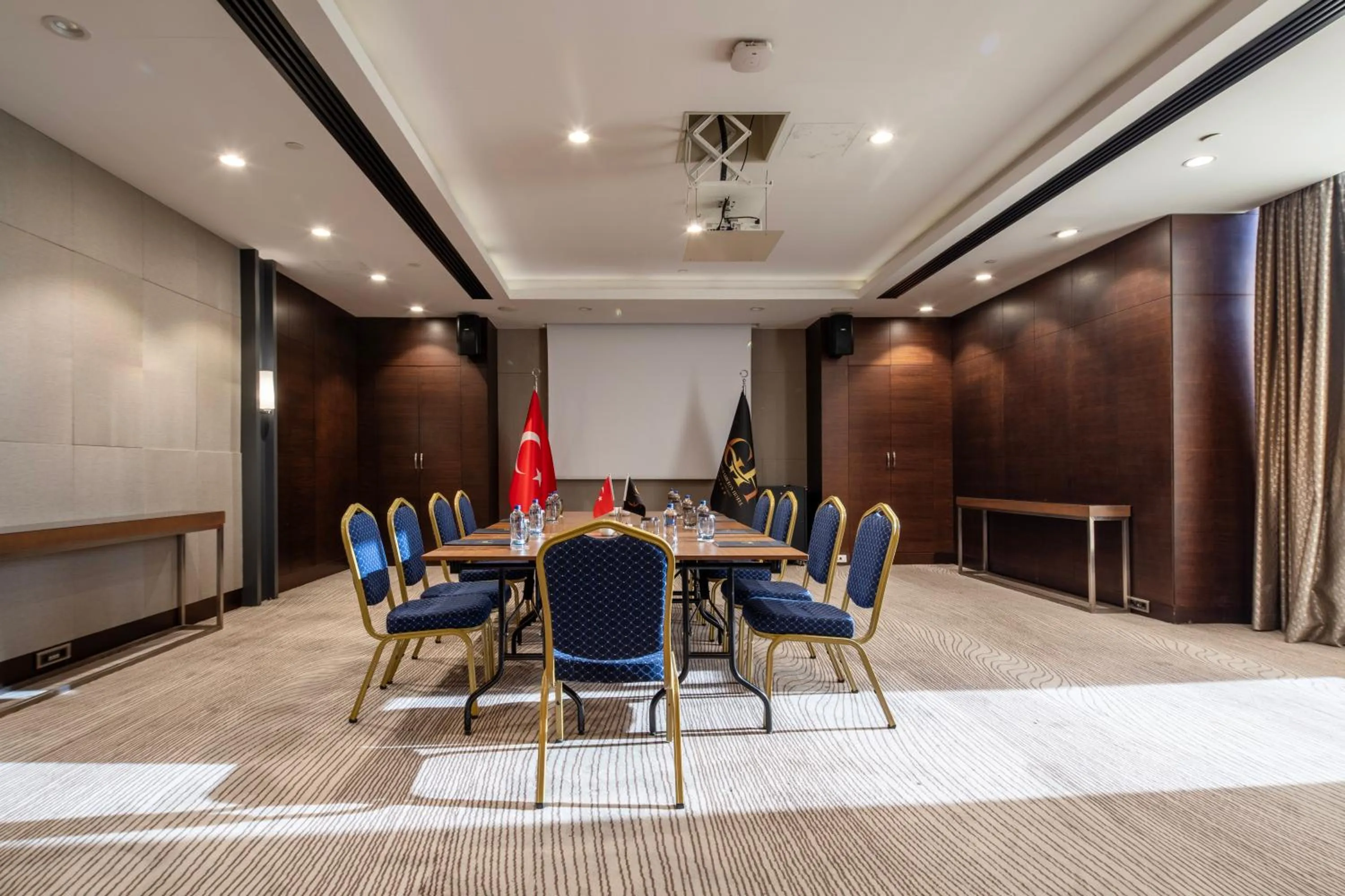 Meeting/conference room in Grand Harilton Otel