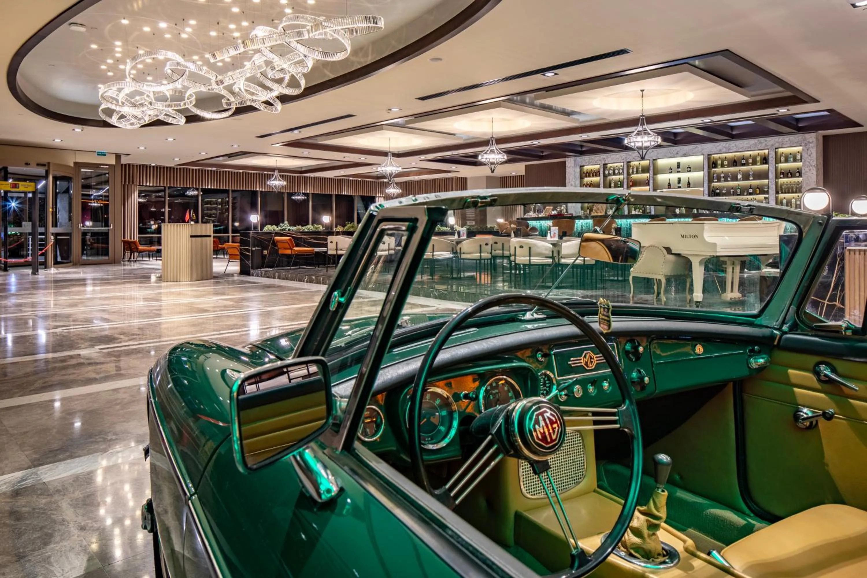 Lobby or reception in Grand Harilton Otel