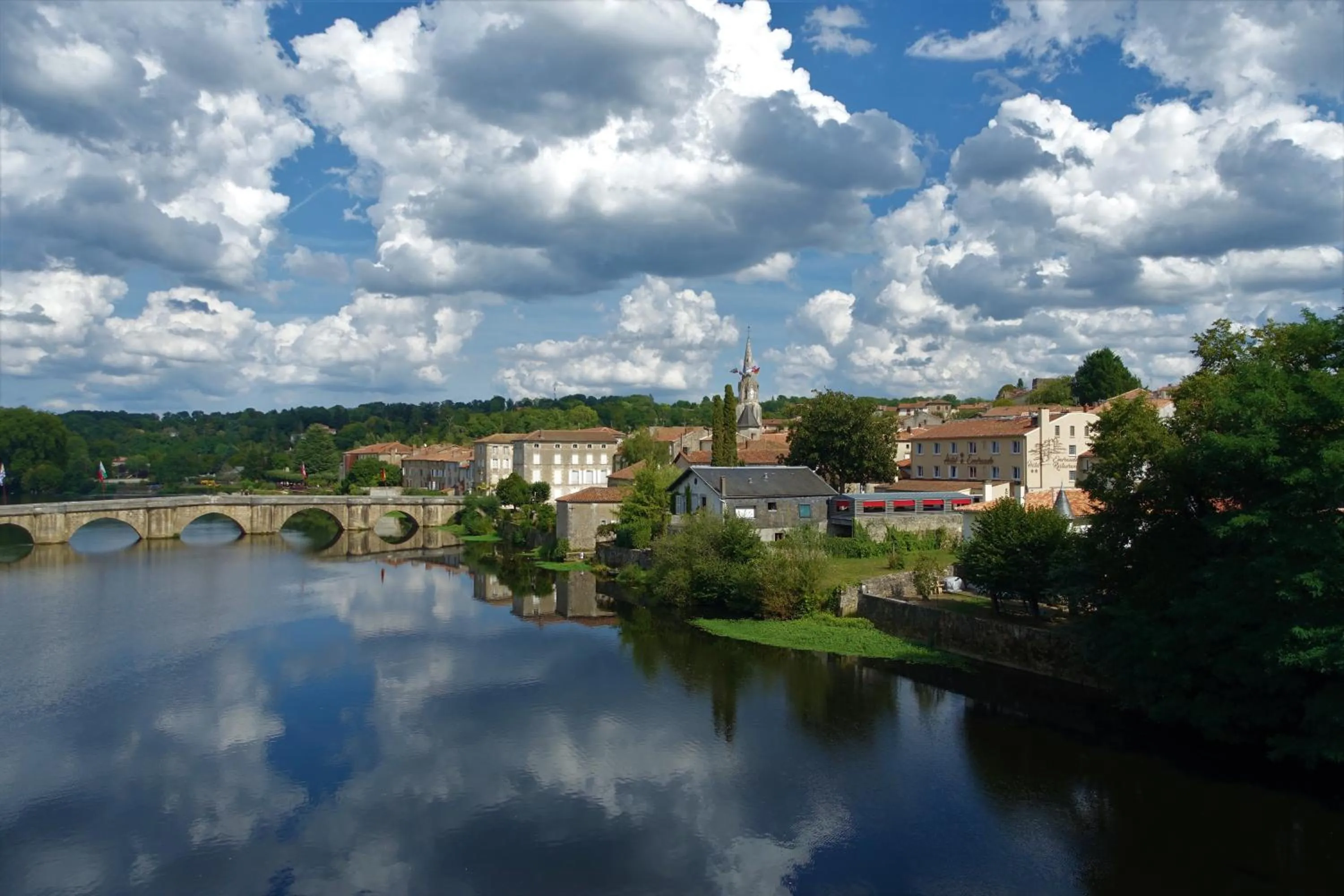 Logis Hôtel Emeraude