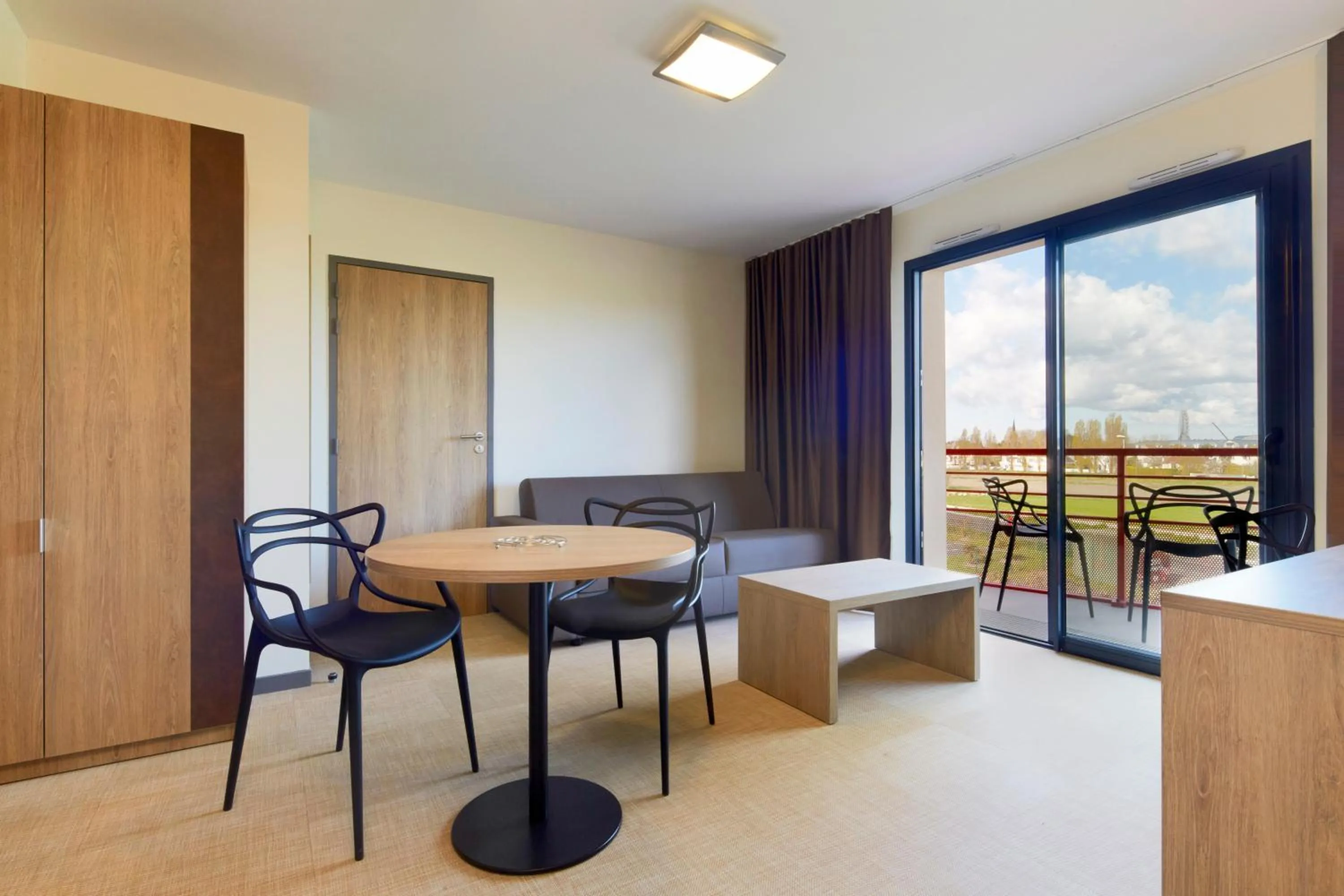 Balcony/Terrace in Kyriad Prestige Residence & Spa Cabourg-Dives-sur-Mer