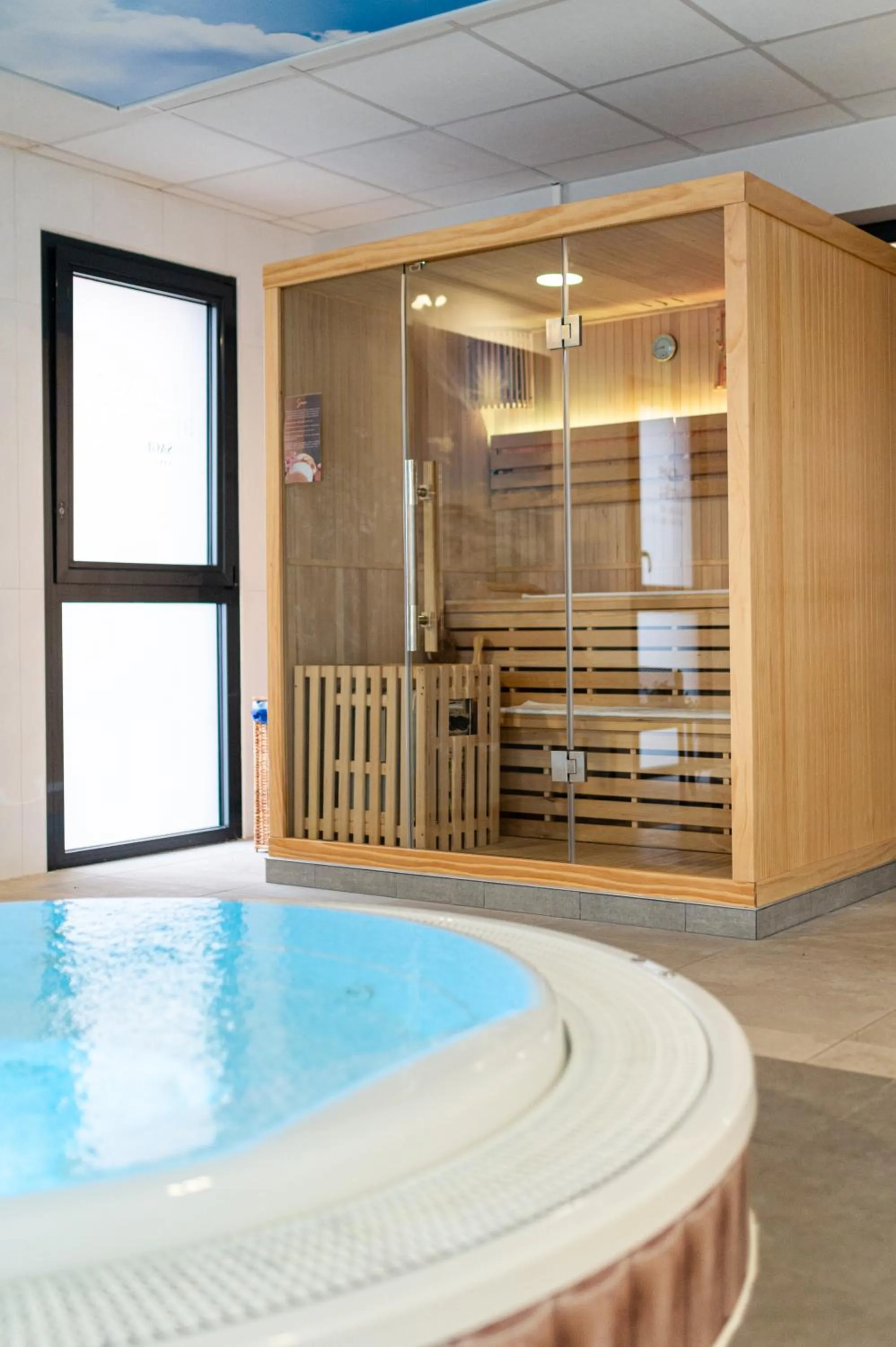 Hot Tub in Kyriad Prestige Residence & Spa Cabourg-Dives-sur-Mer