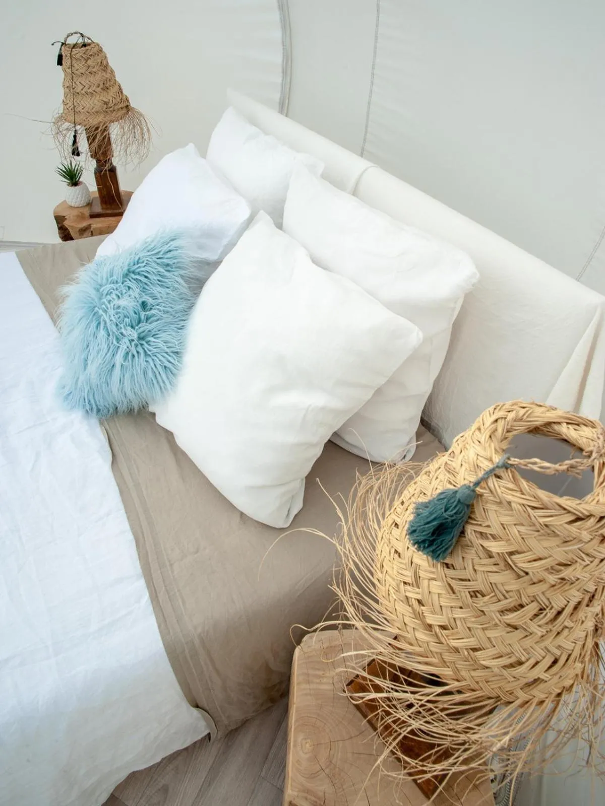 Bed in noct enbulle