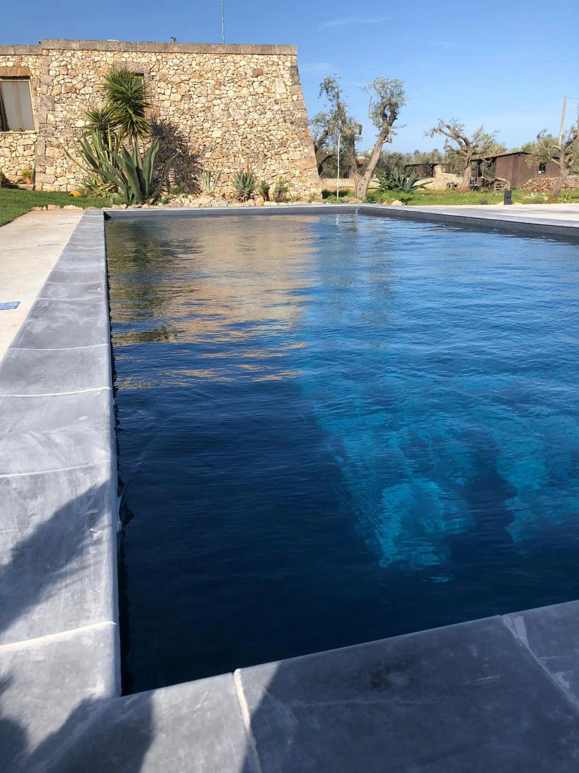 Swimming pool in B&B Tatanga Mani