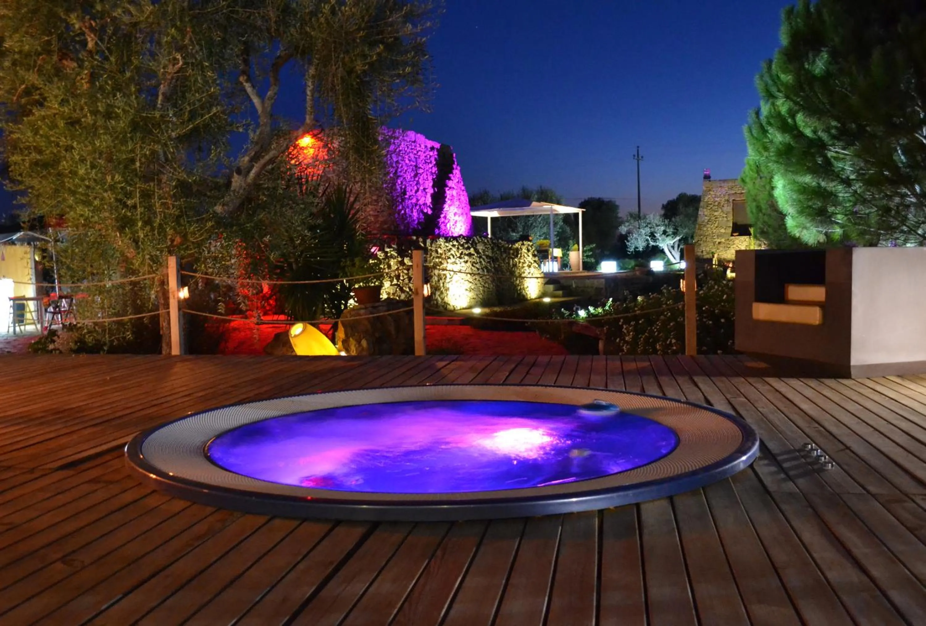 Pool view in B&B Tatanga Mani