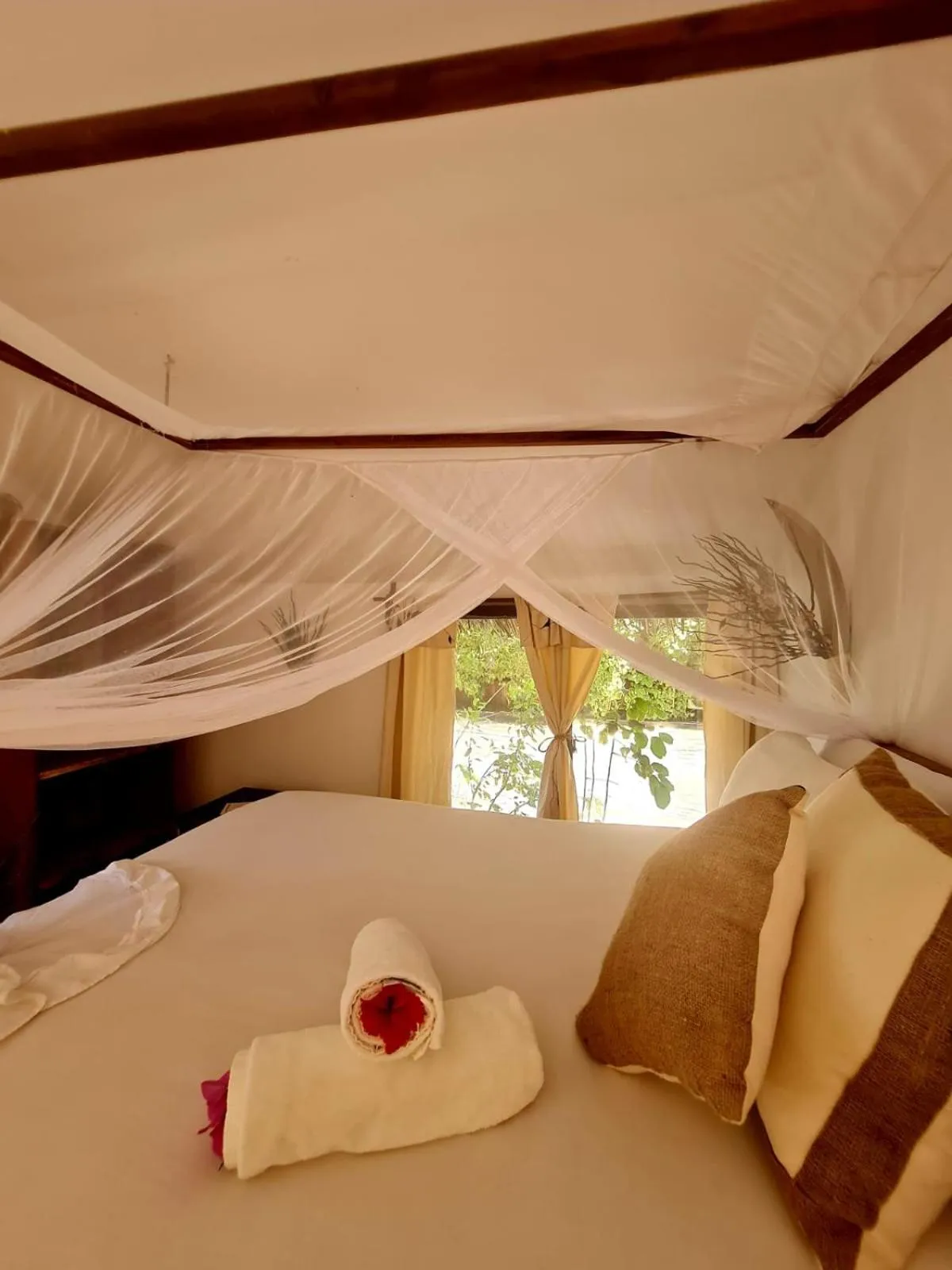 Kinazi Upepo Beach Eco Sport Resort