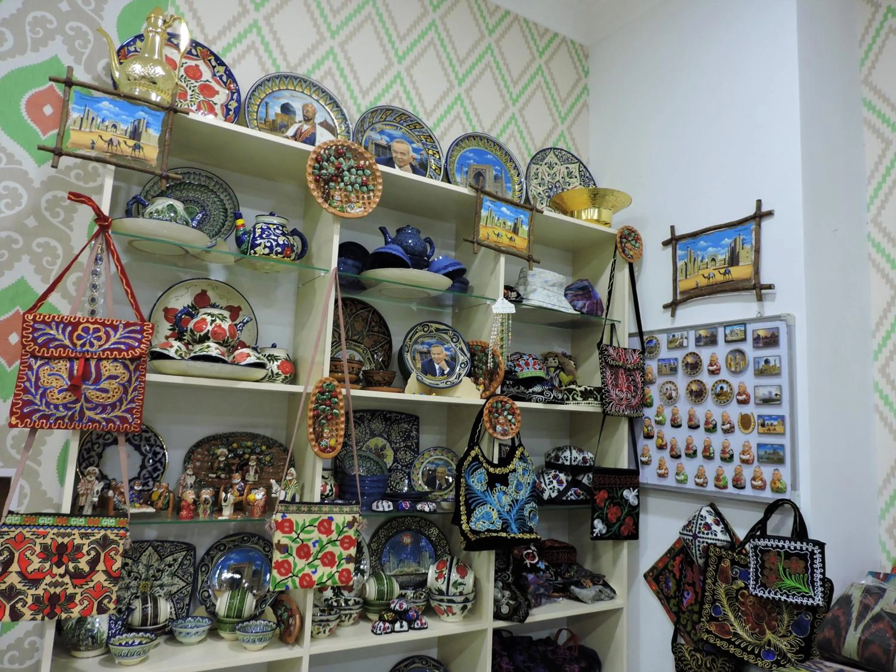 On-site shops in Samarkand Travel