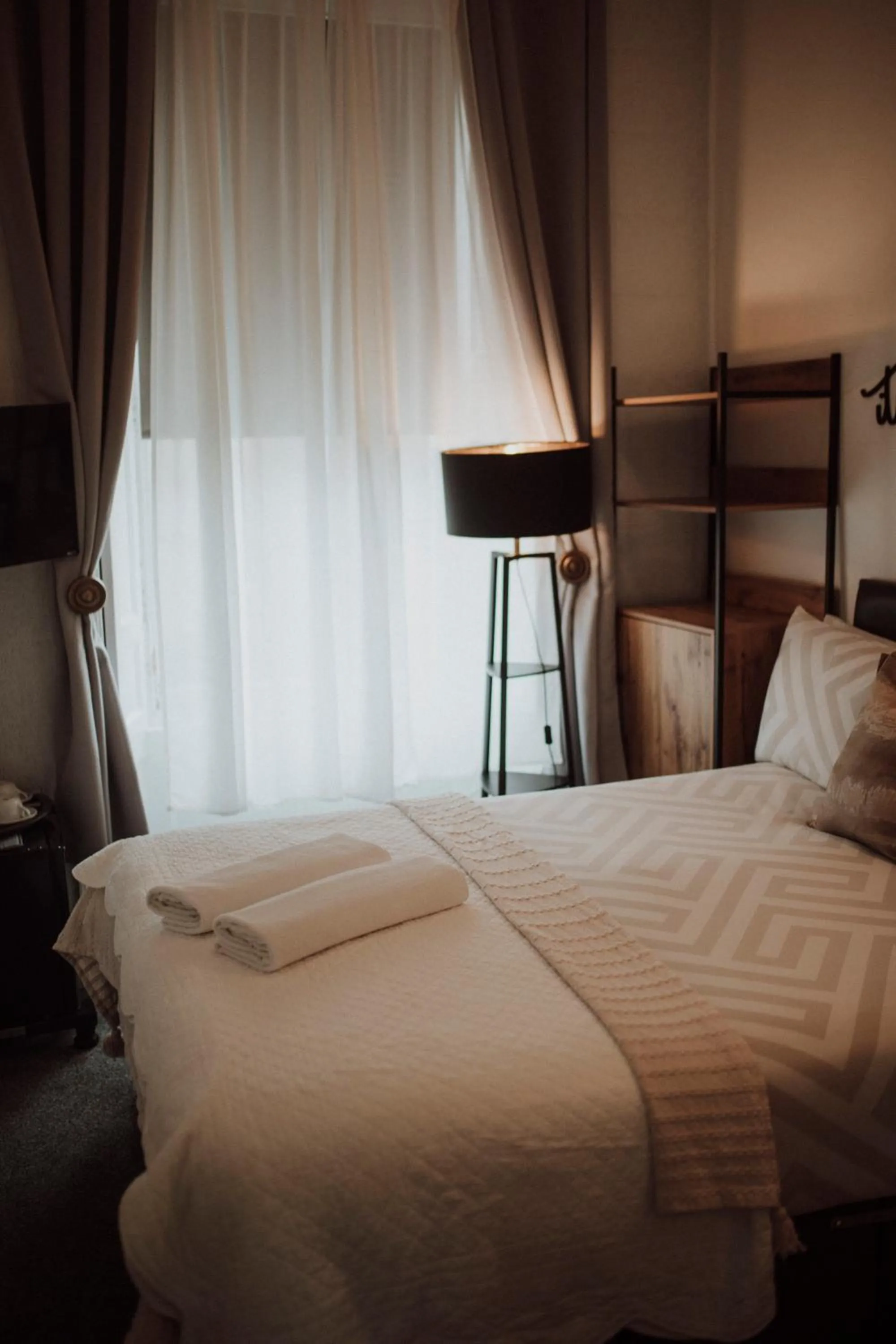 Photo of the whole room, Bed in 16 Pilrig Guest House