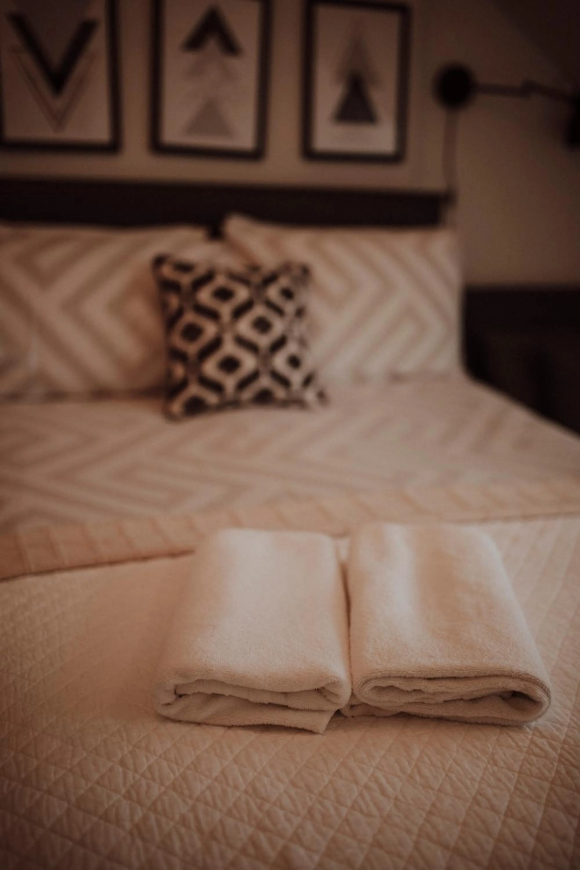 towels, Bed in 16 Pilrig Guest House