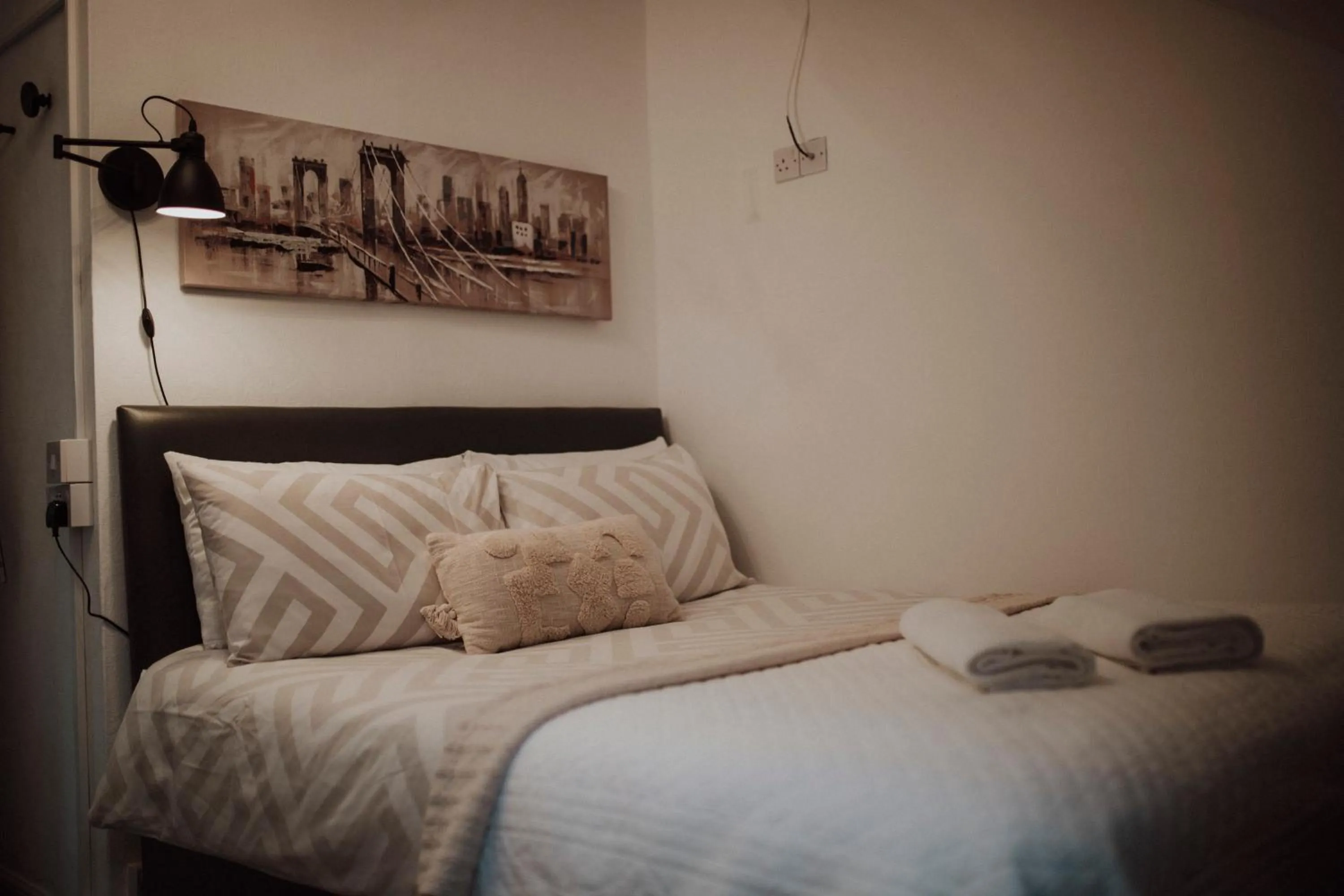 Bed in 16 Pilrig Guest House