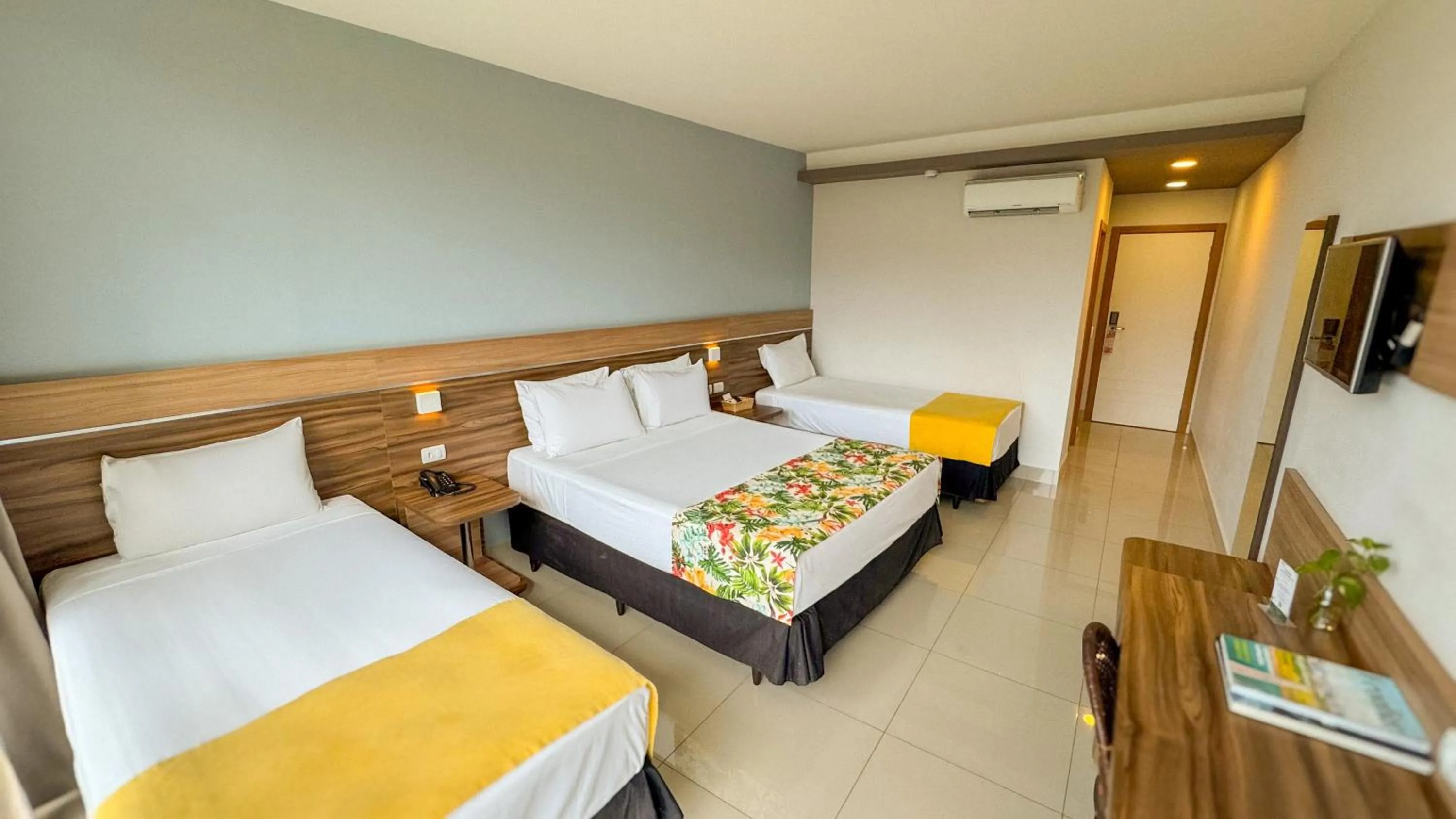Bed in Vivaz Cataratas Hotel Resort