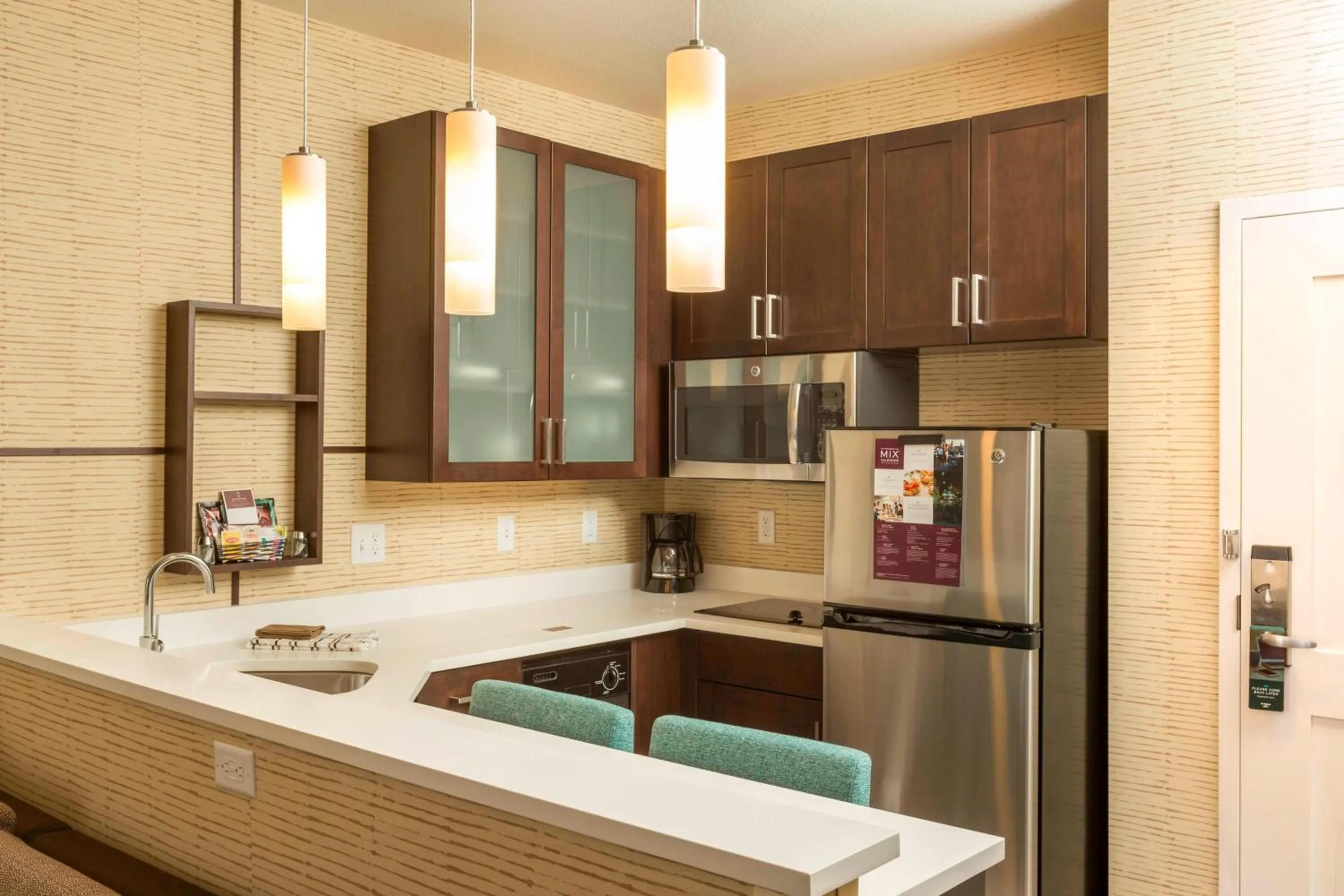 Kitchen or kitchenette in Residence Inn by Marriott Portland Hillsboro/Brookwood