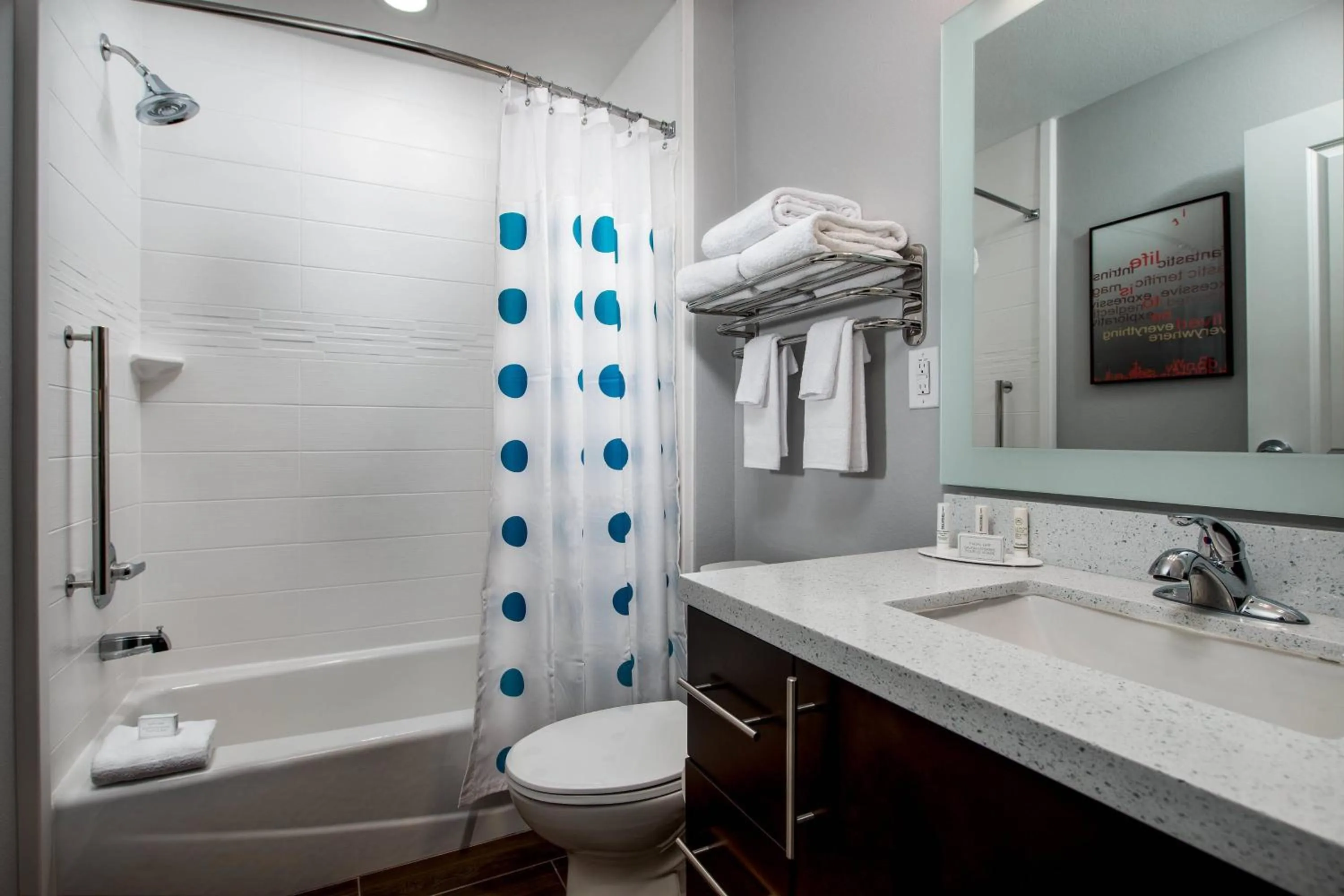 Bathroom in TownePlace Suites by Marriott Waco South