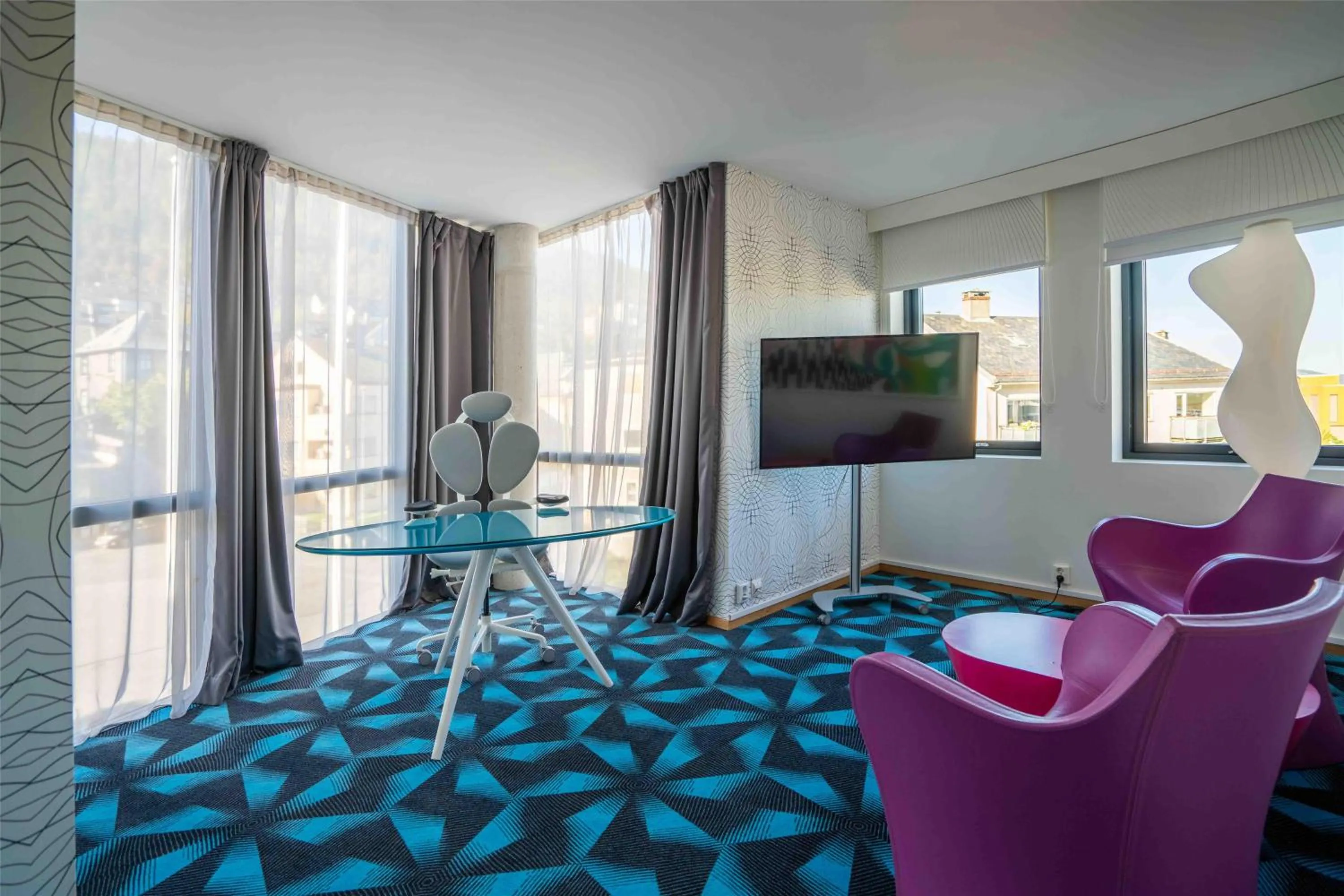 TV and multimedia in Prize by Radisson, Solheimsviken Bergen