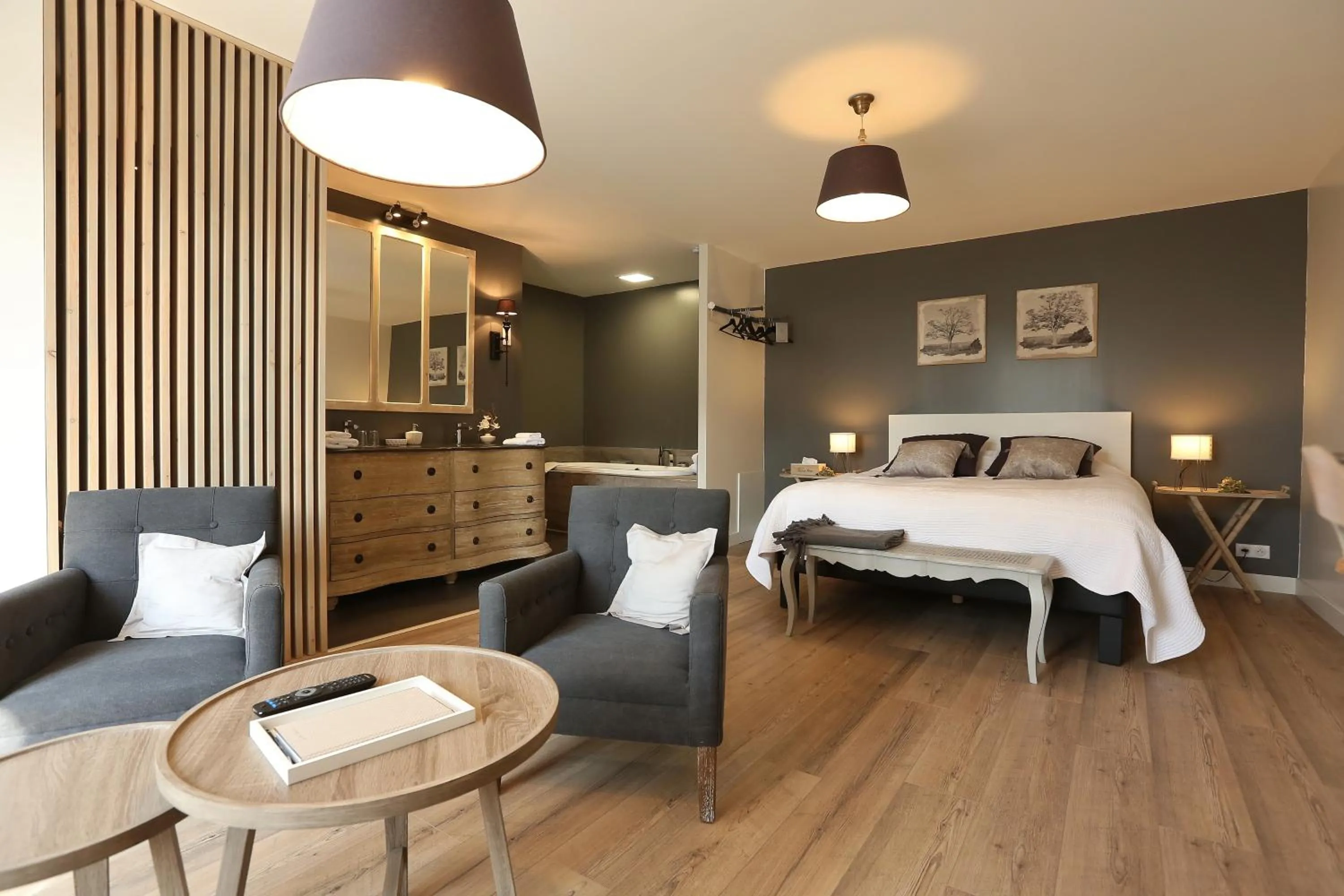 Bedroom, Bed in Chambres D´Hôtes Herbes Folles