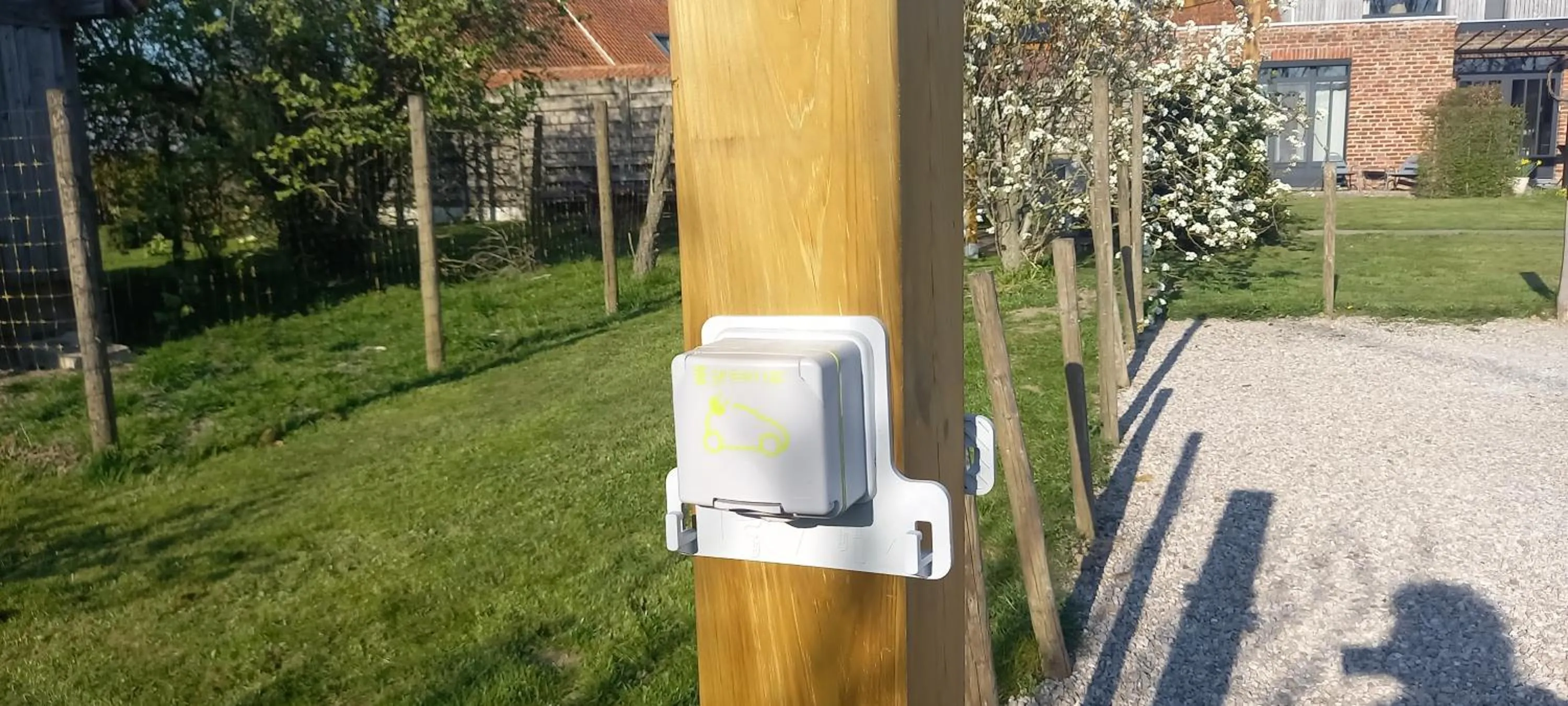 Property building in Chambres D´Hôtes Herbes Folles