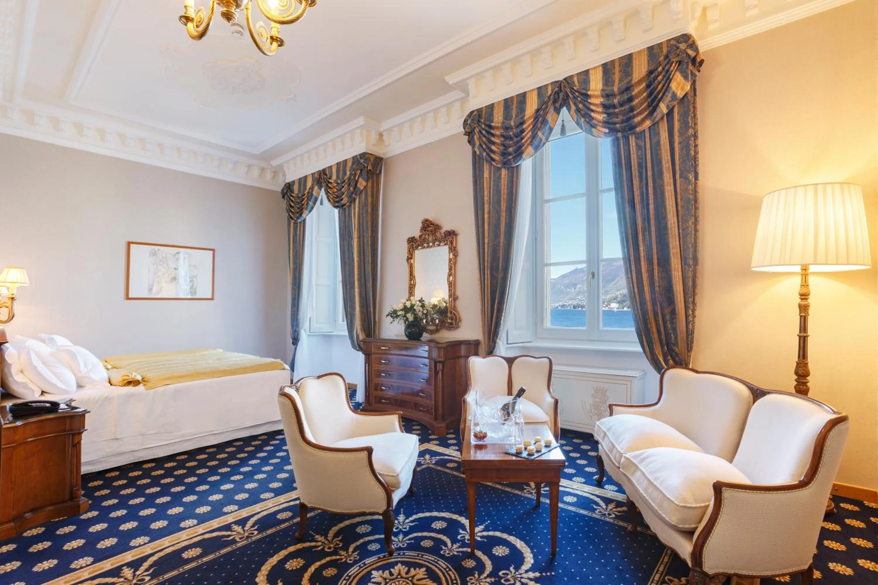 Bed in Grand Hotel Villa Serbelloni - A Legendary Hotel