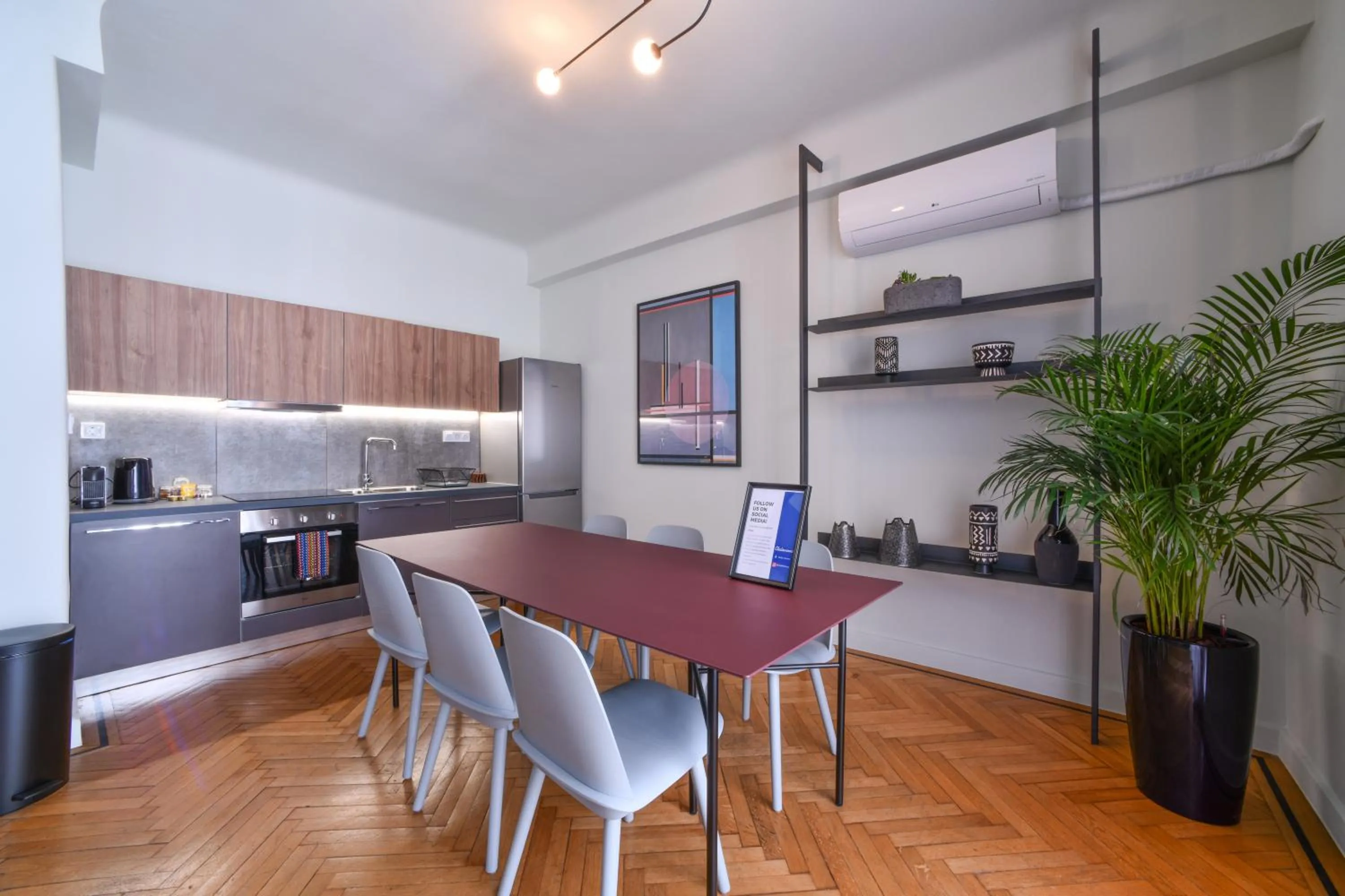 Living room in Kolonaki Boutique Apartments by Olala Homes