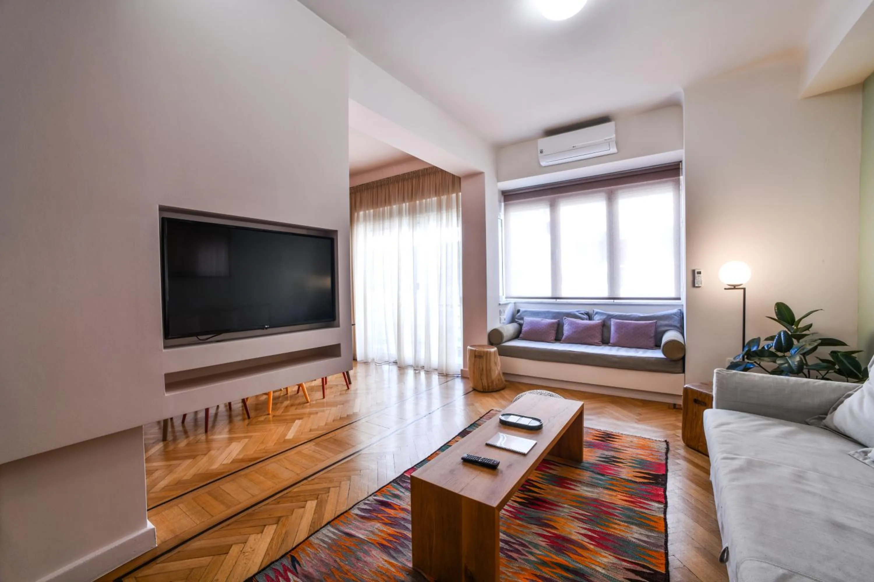 Living room in Kolonaki Boutique Apartments by Olala Homes