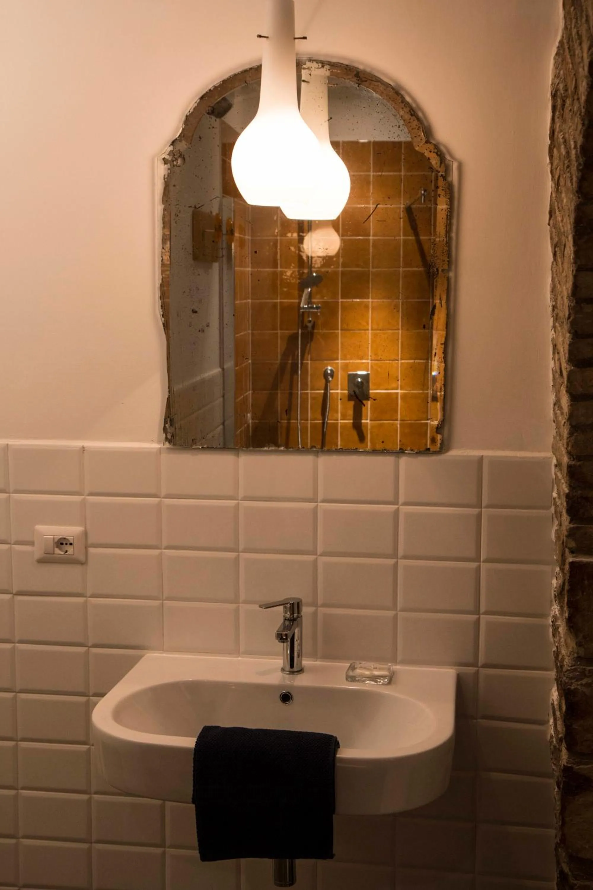 Bathroom in Residenza La Corte Assisi