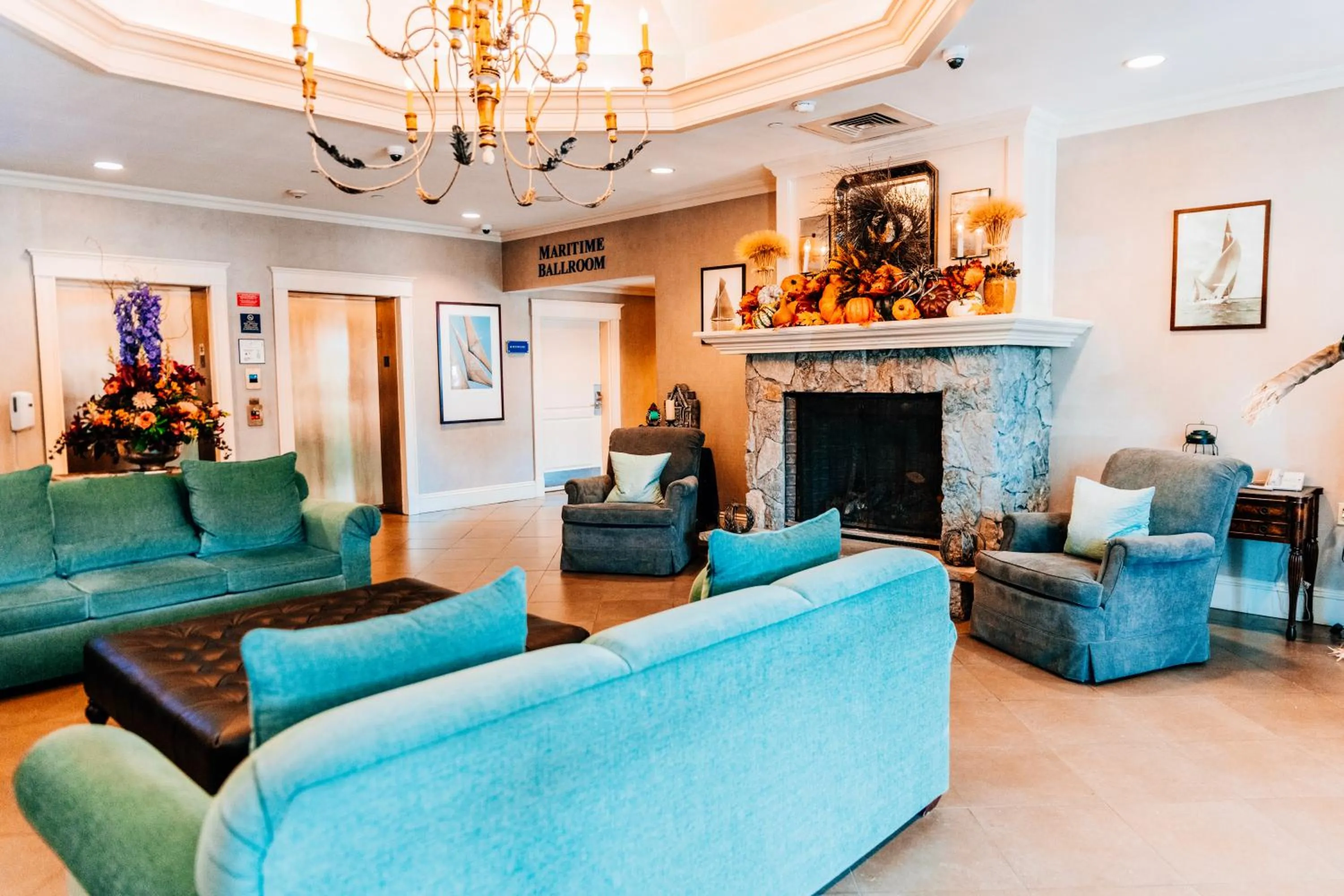 flat iron in Salem Waterfront Hotel & Suites