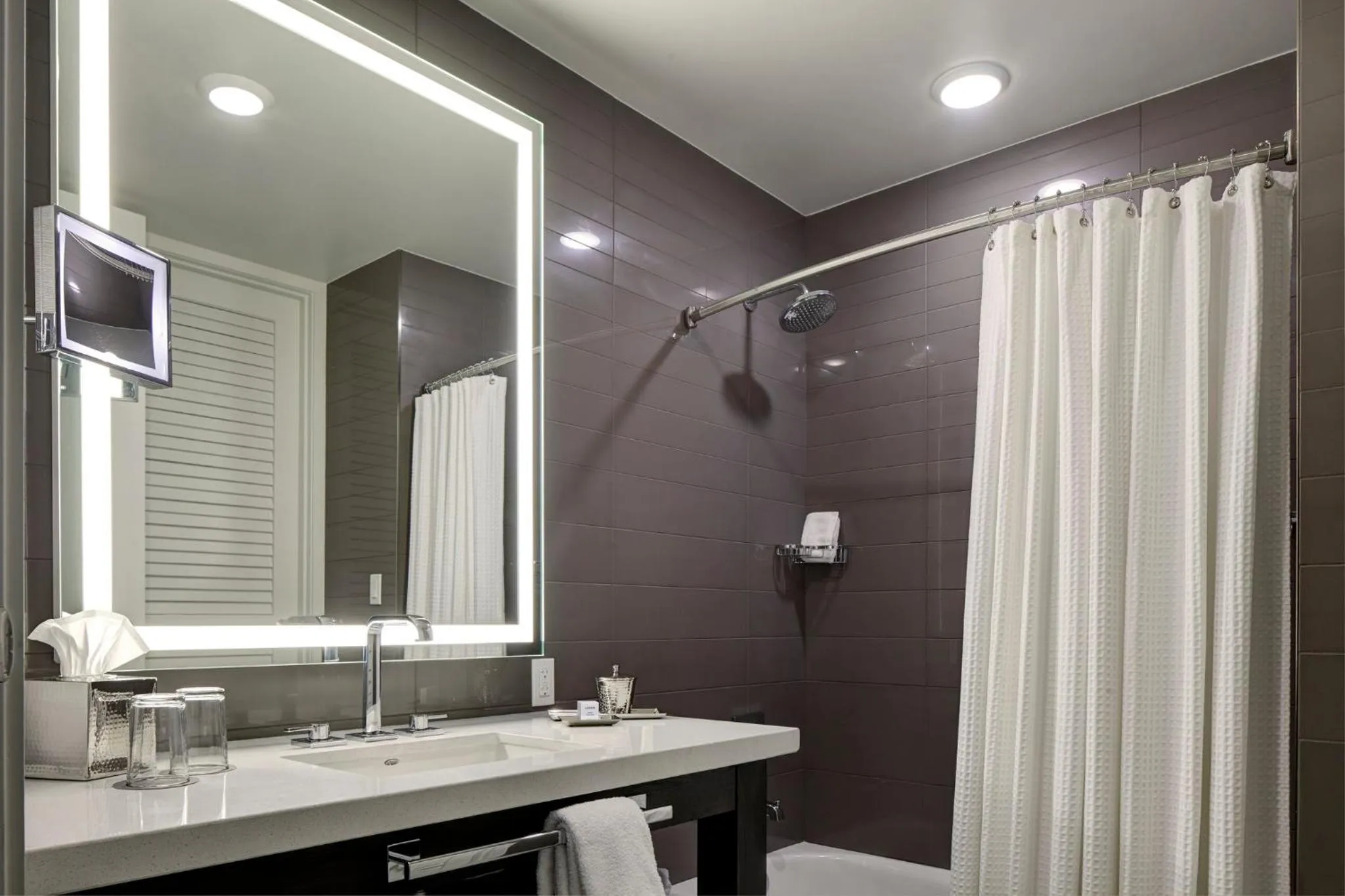 Bathroom in Archer Hotel Austin