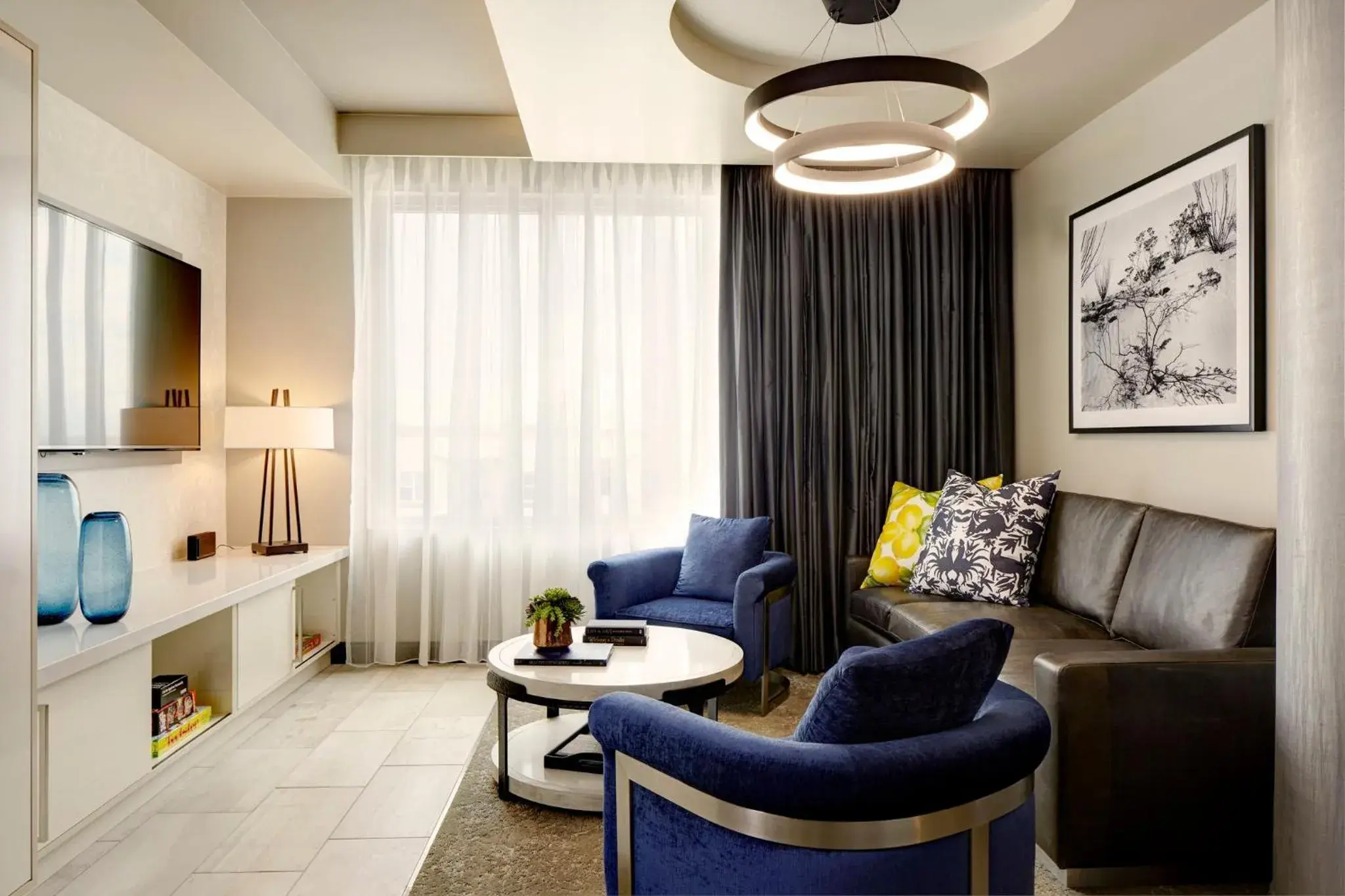 Archer's Den With Balcony in Archer Hotel Austin Archer's Den With Balcony in Archer Hotel Austin