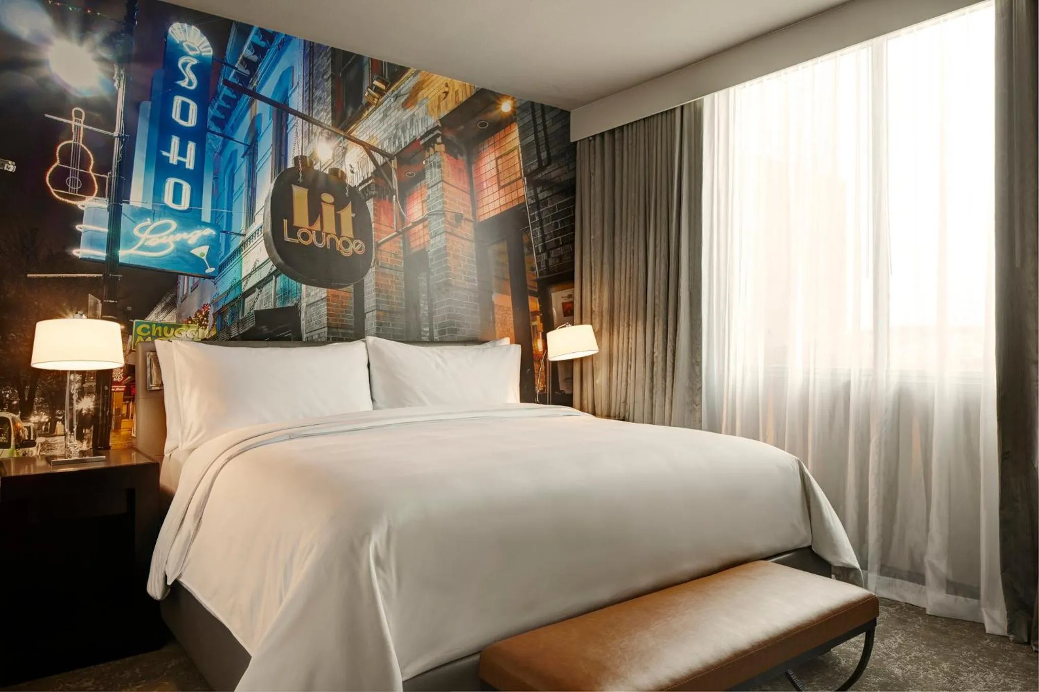 Photo of the whole room, Bed in Archer Hotel Austin