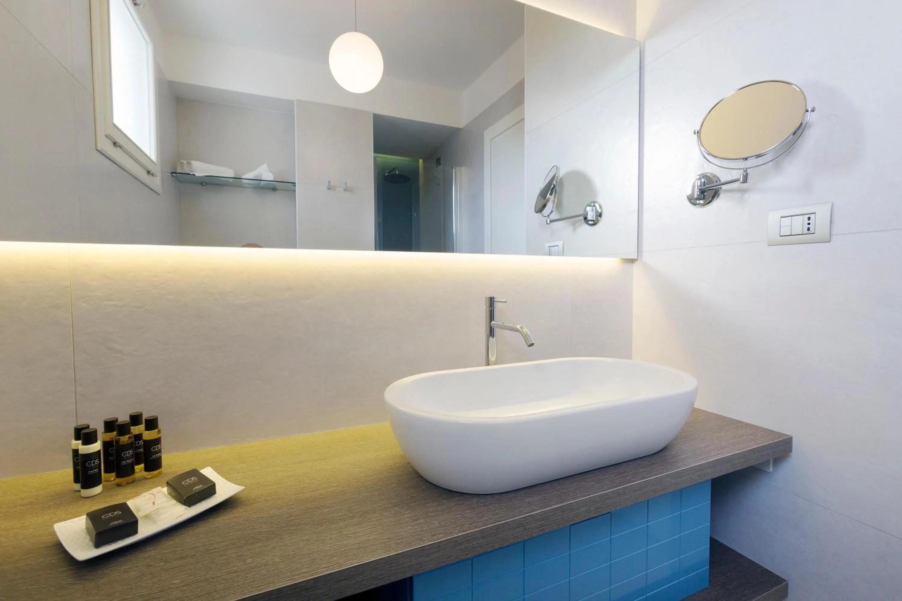 Bathroom in Grand Hotel Riviera - CDSHotels