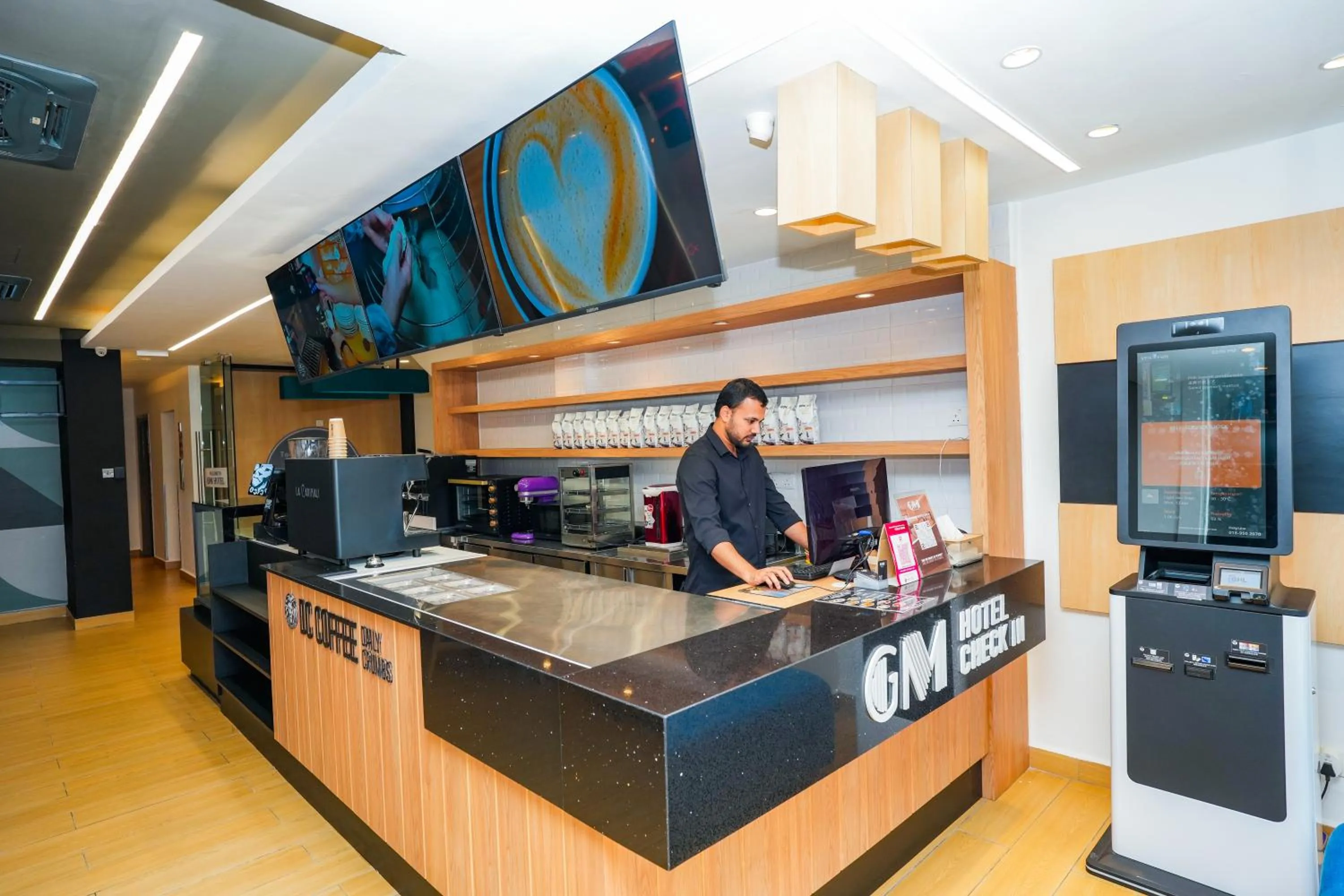 Restaurant/places to eat in GM Hotel Metro at Sunway