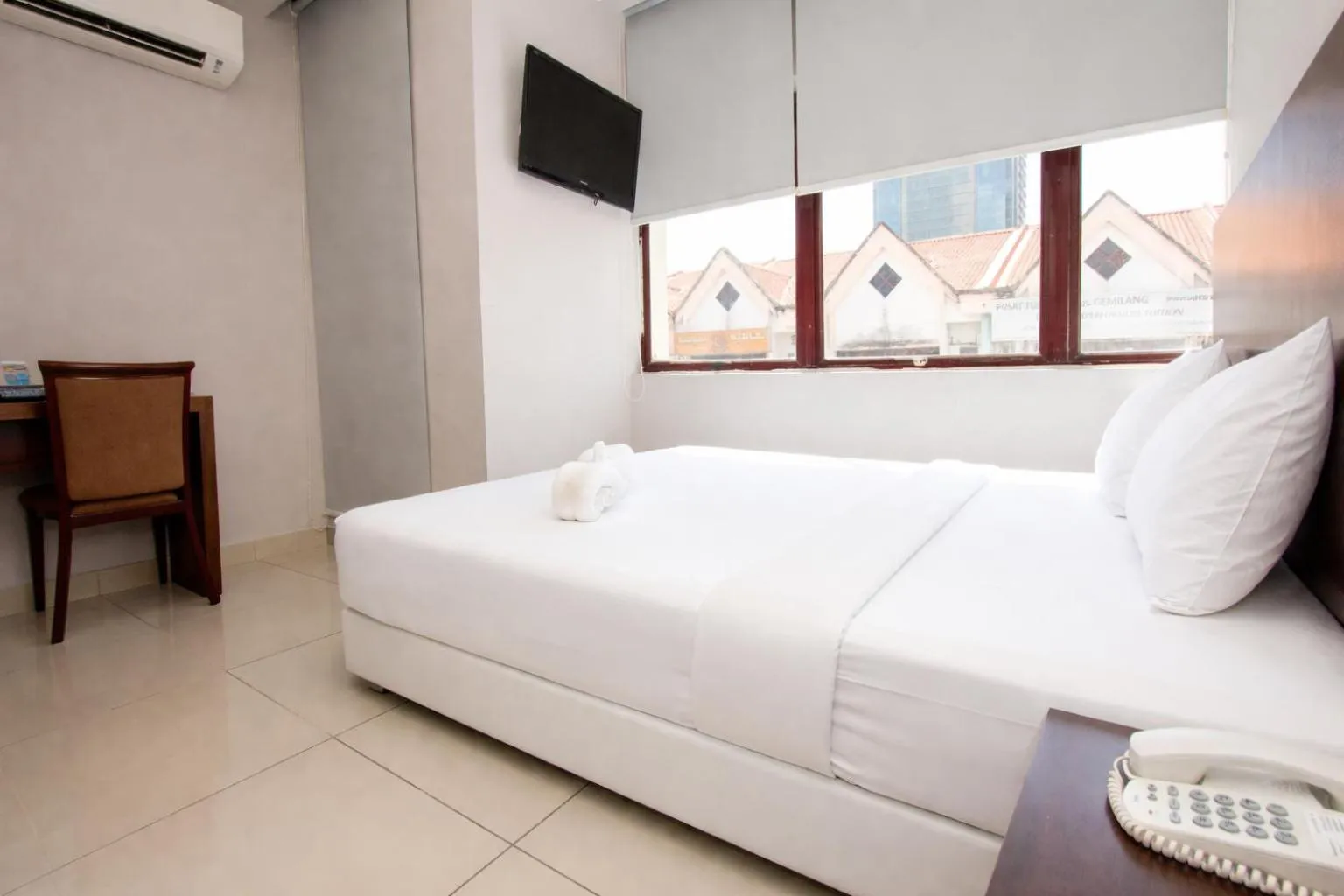 Bed in GM Hotel Metro at Sunway