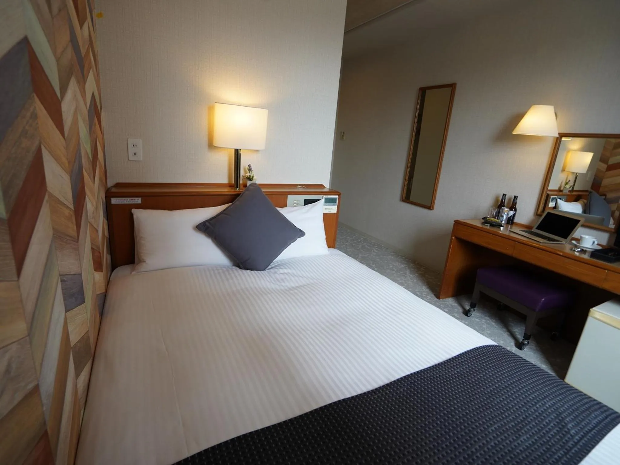 Photo of the whole room, Bed in Hotel New Gaea Itoshima