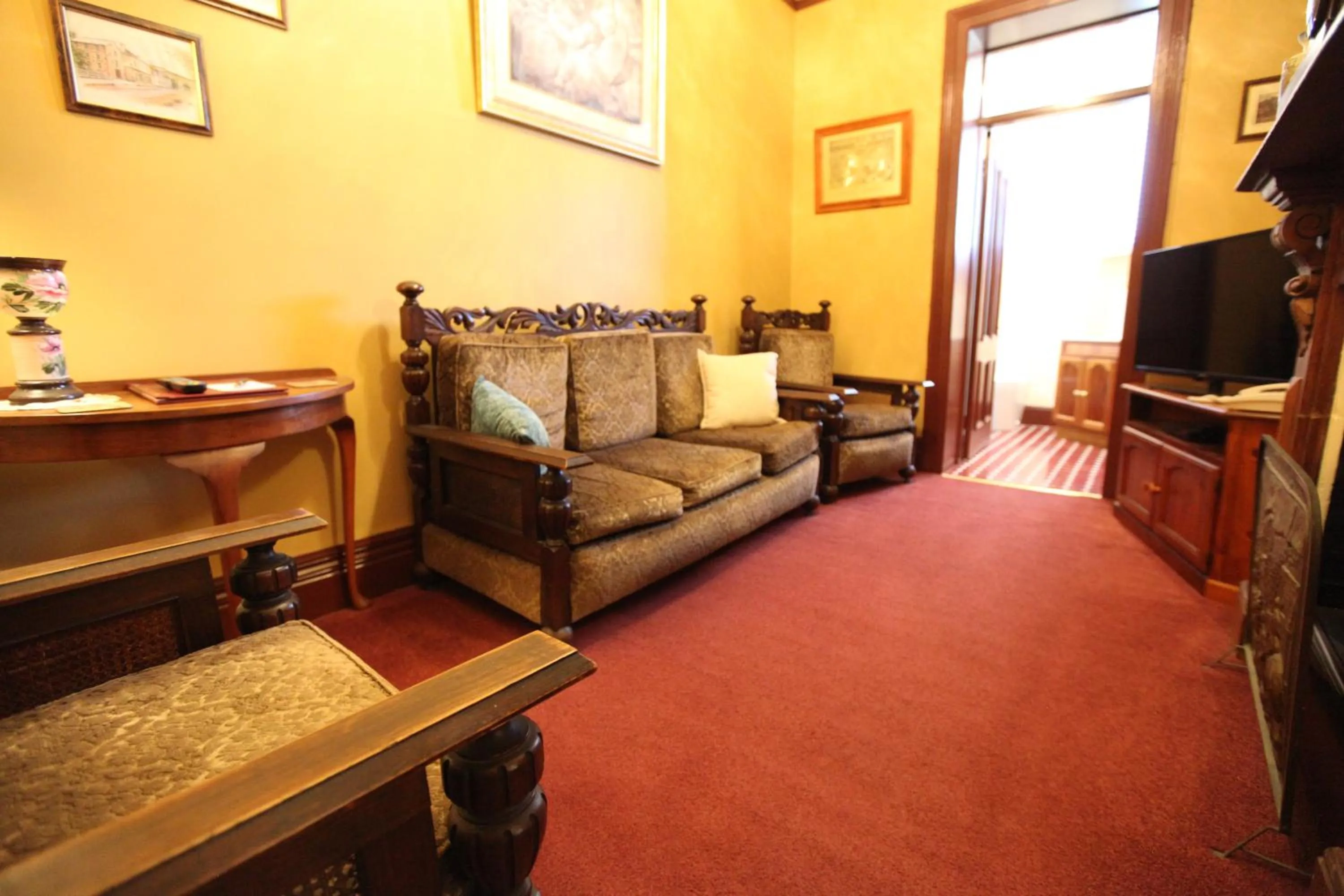 Seating area in The Grand On Macfie