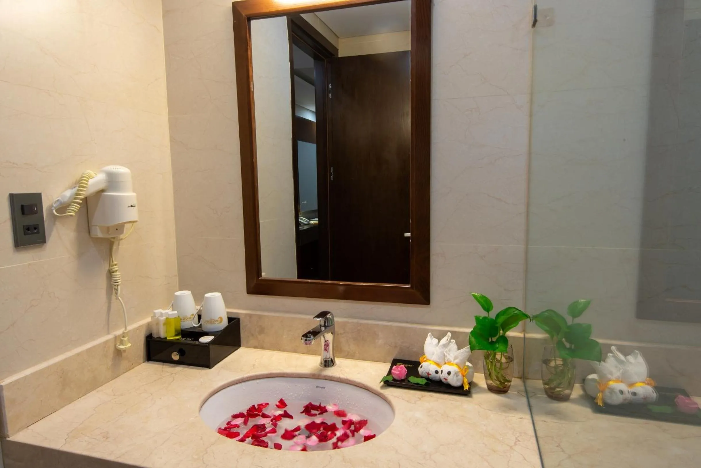 Bathroom in Grand Sea Hotel Danang