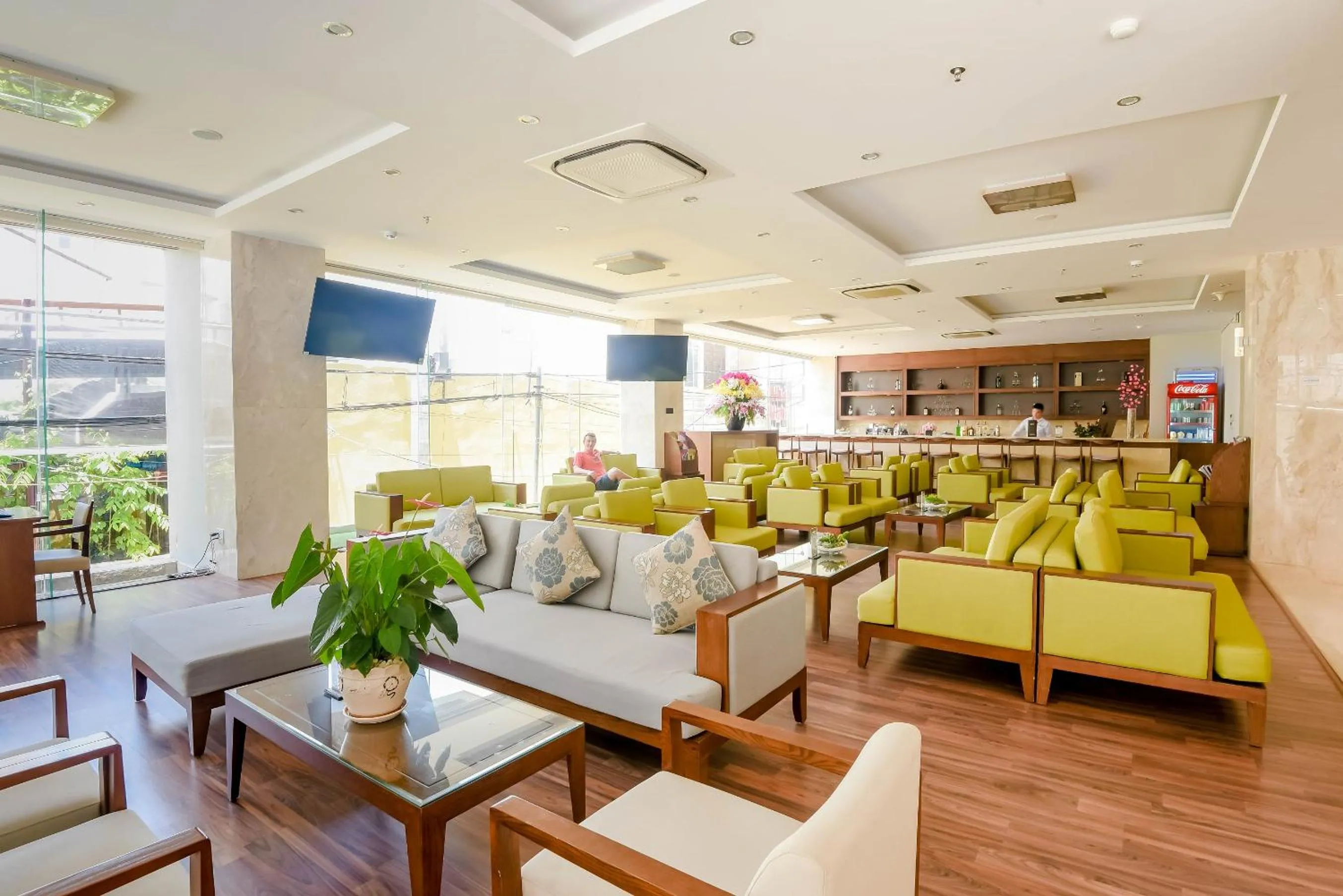 Communal lounge/ TV room in Grand Sea Hotel Danang