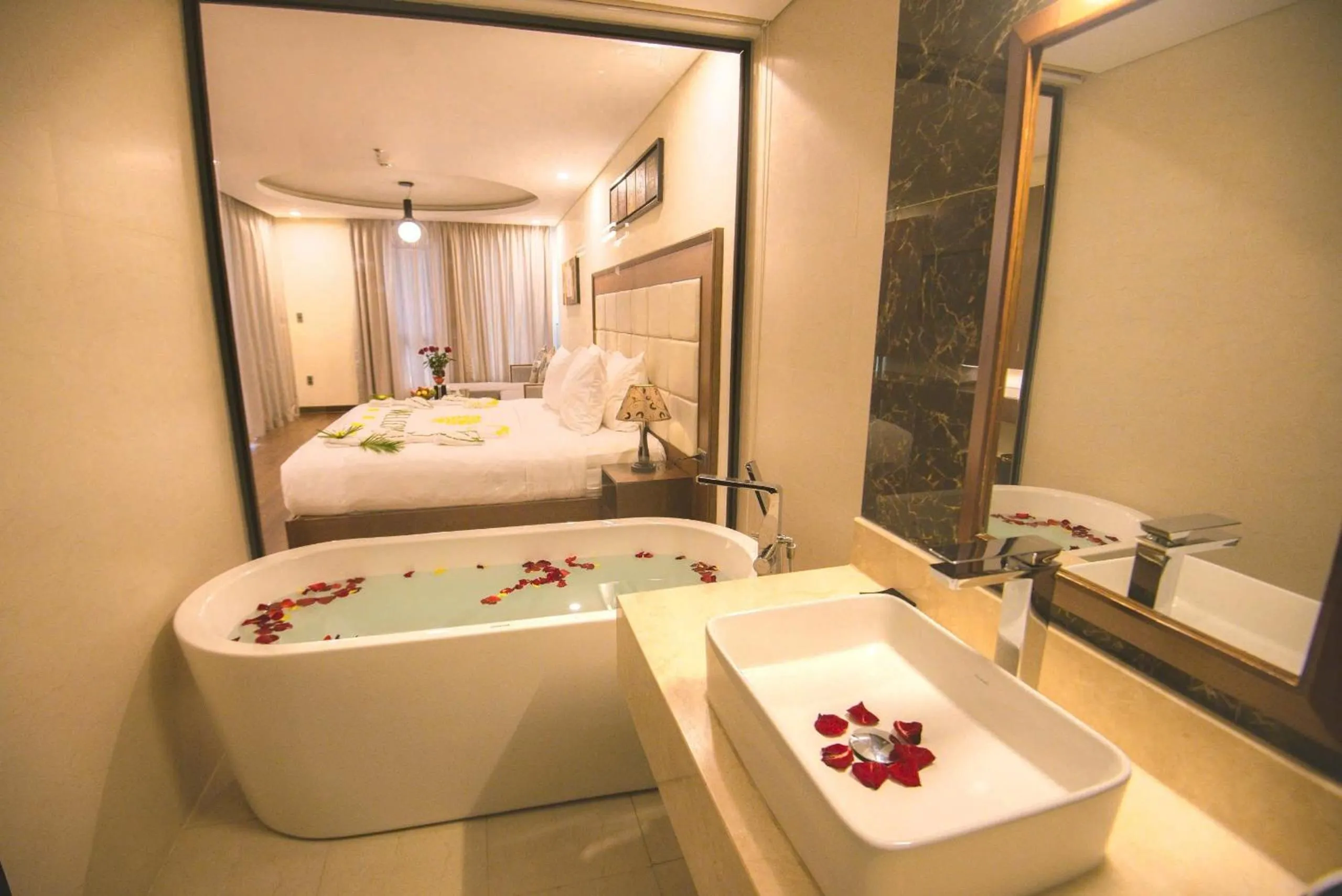 Shower, Bed in Grand Sea Hotel Danang
