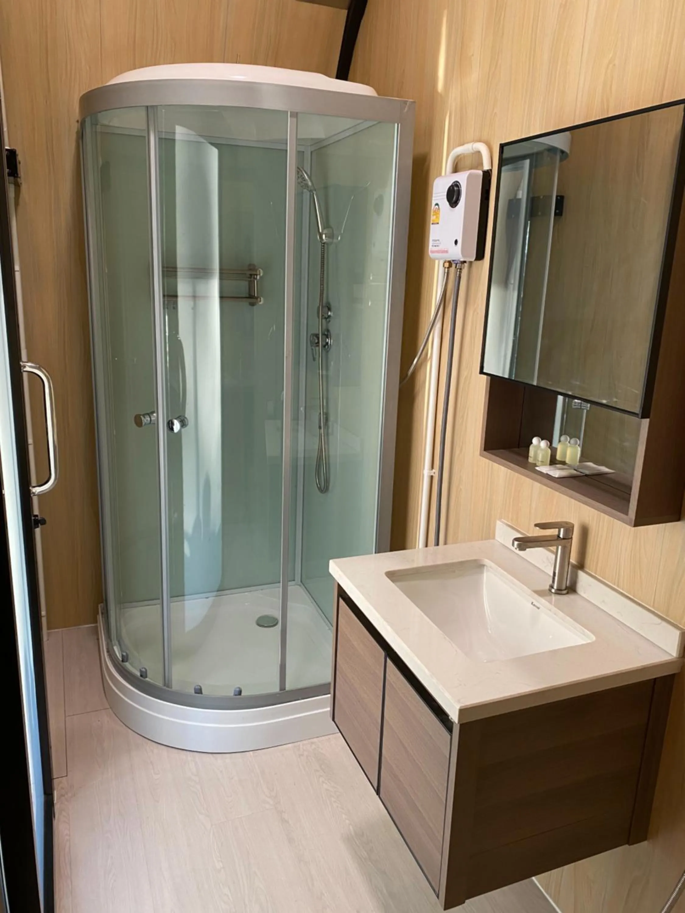 รตะธารา รีสอร์ท ratathara resort