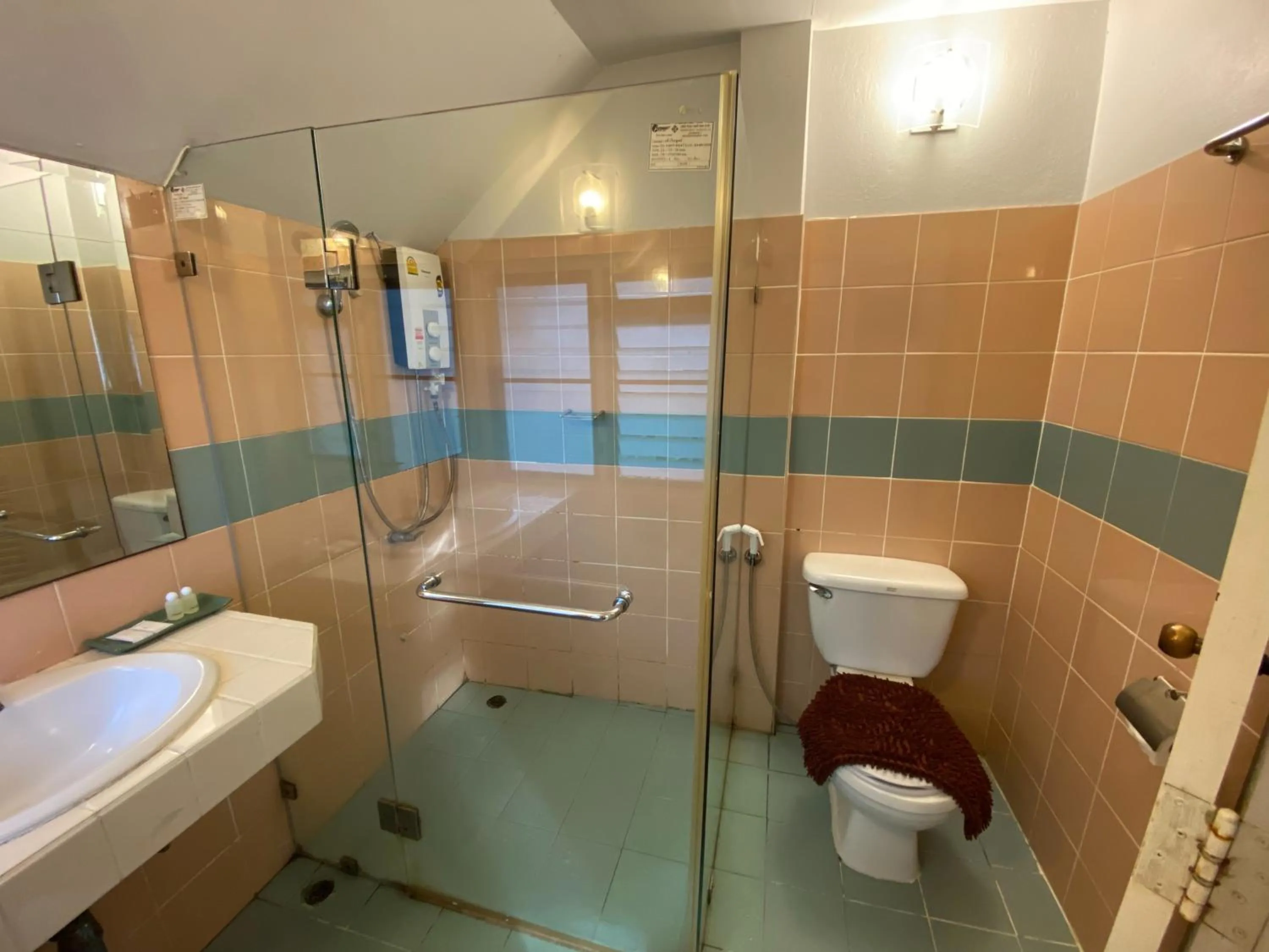 รตะธารา รีสอร์ท ratathara resort