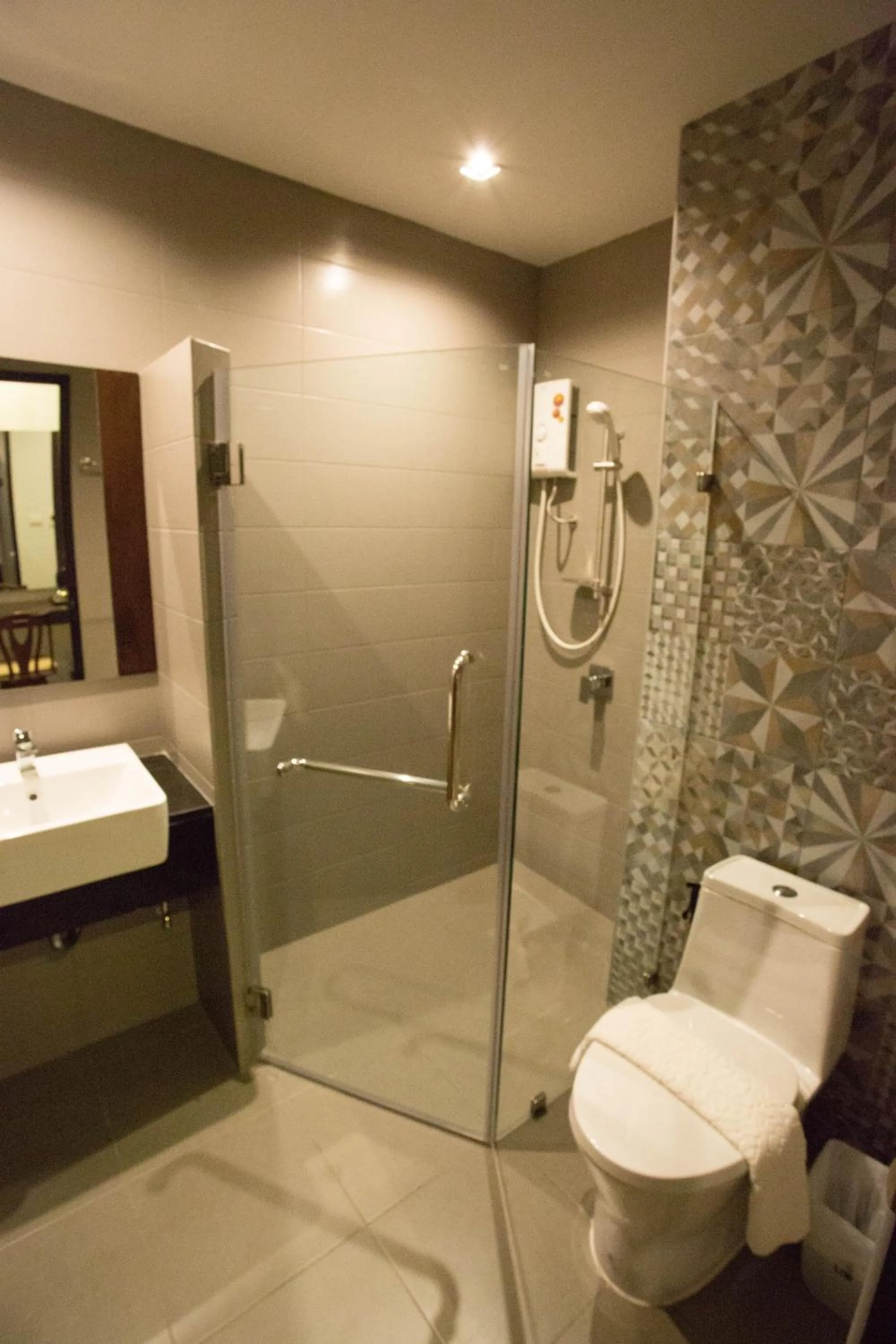 Bathroom in Aziss Boutique Hotel - SHA Plus