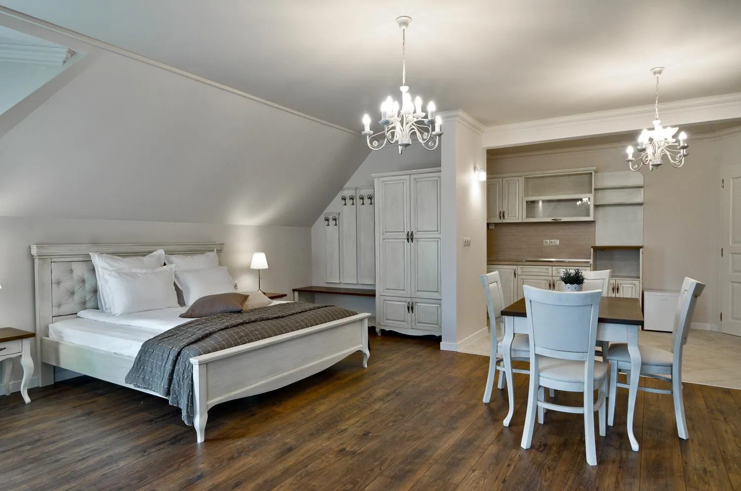 Living room, Bed in Sunny Castle Hotel - All Inclusive, Beach and Free parking