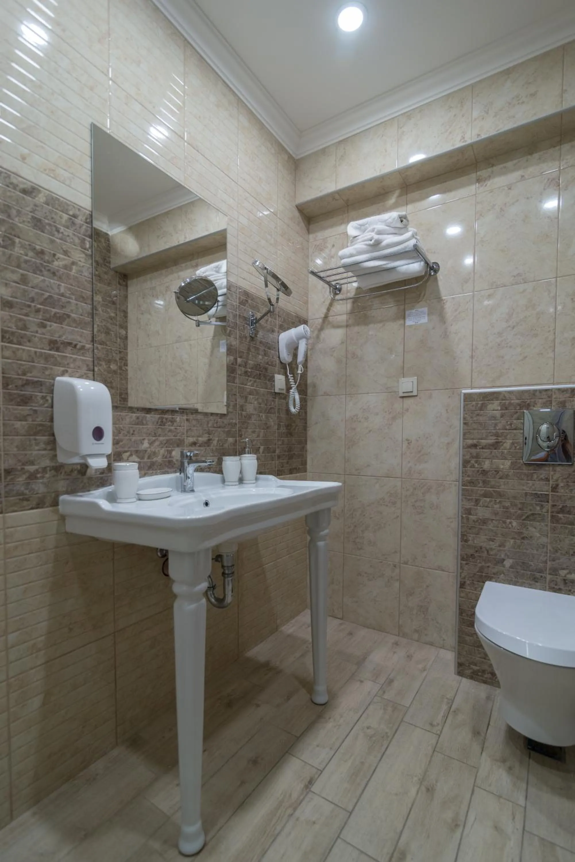 Bathroom in Sunny Castle Hotel - All Inclusive, Beach and Free parking