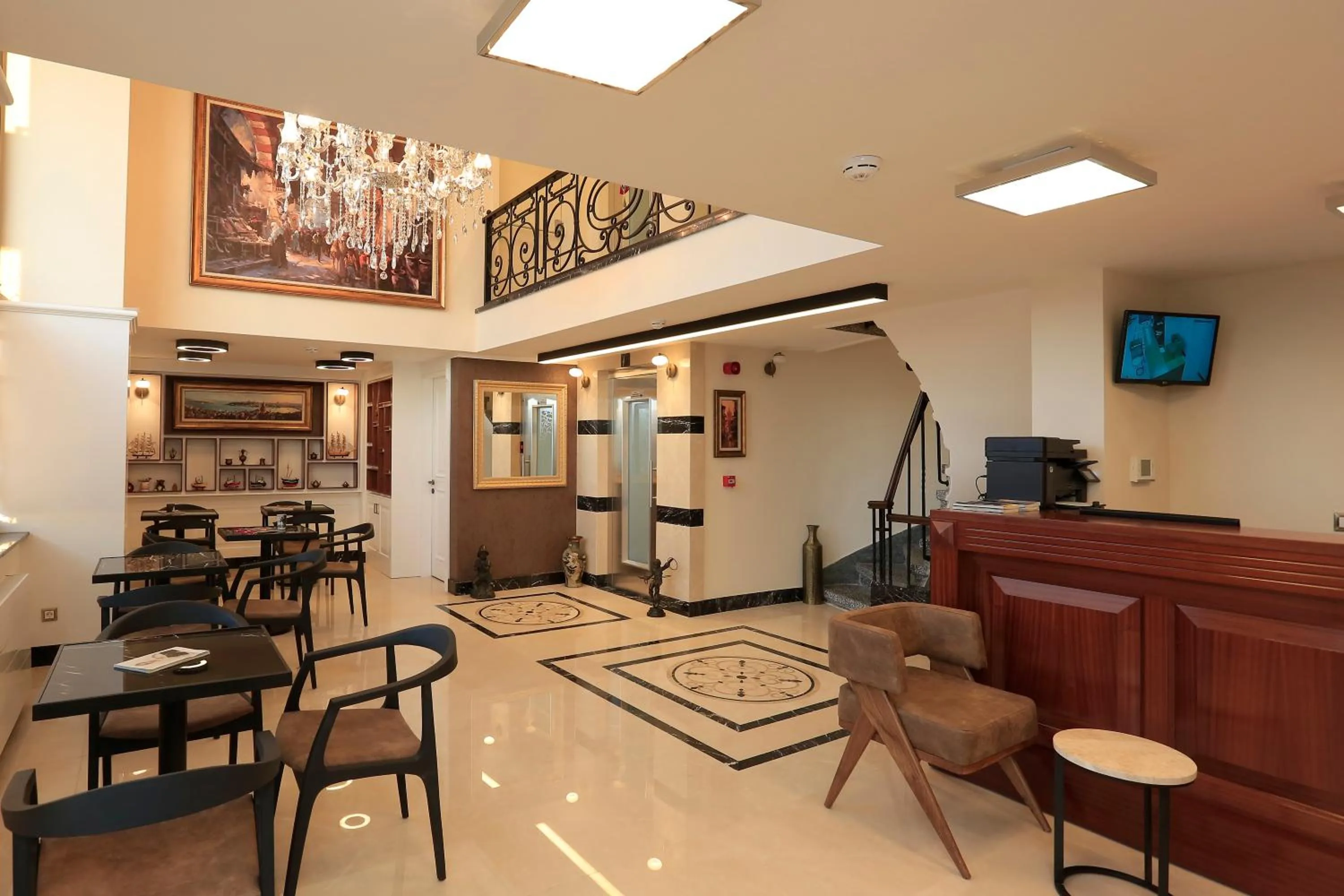 Lobby or reception in Art Nouveau Pera