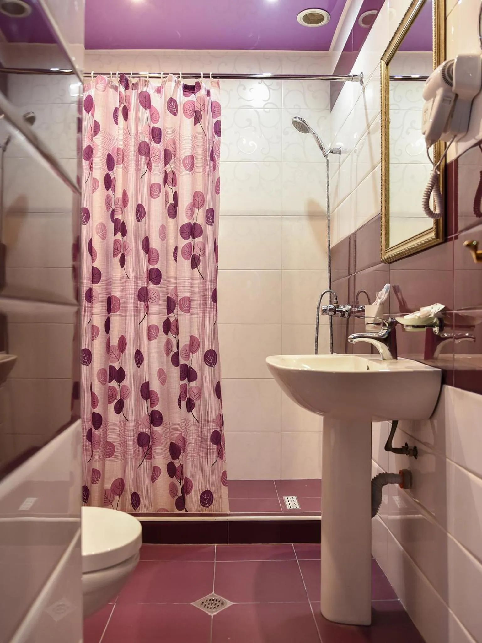 Bathroom in Premium Hotel Yerevan