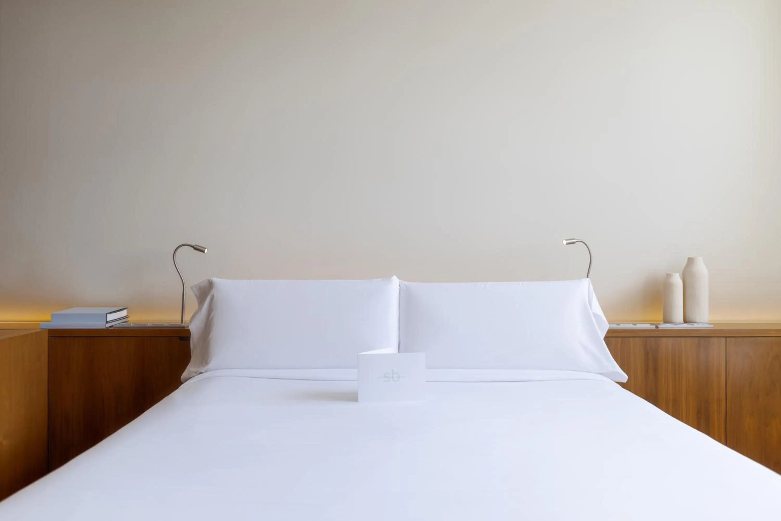 Bed in Hotel SB Diagonal Zero 4 Sup